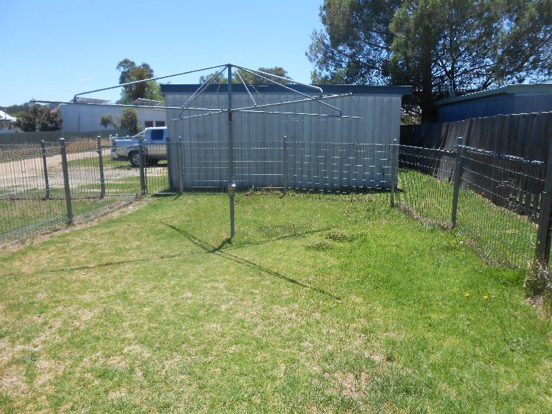 2/100 Arthur Street, Inverell, NSW 2360