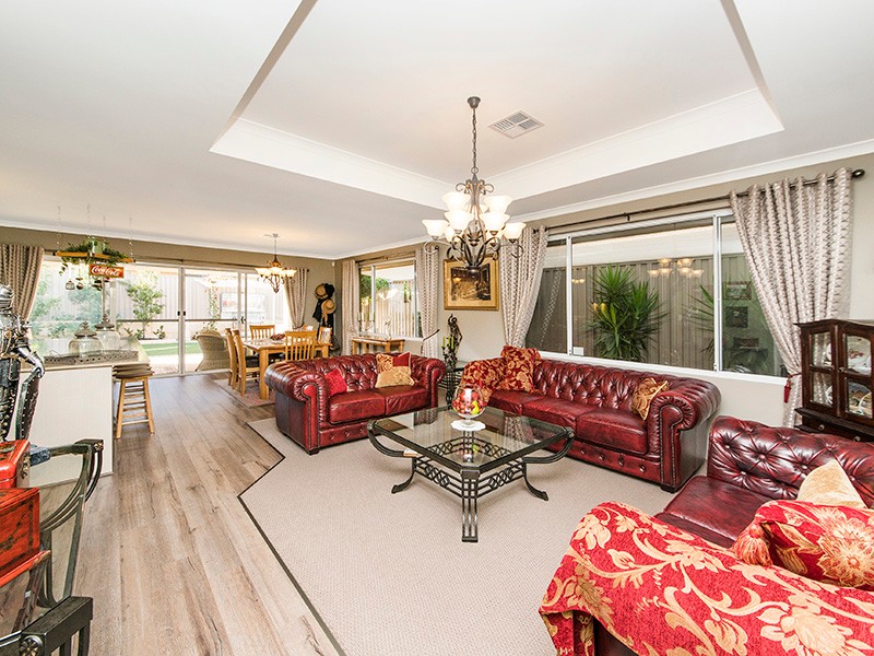 15 Peckham Boulevard, Baldivis, WA 6171