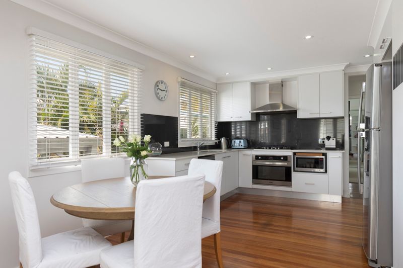 64 Wemvern Street, Upper Mount Gravatt, QLD 4122