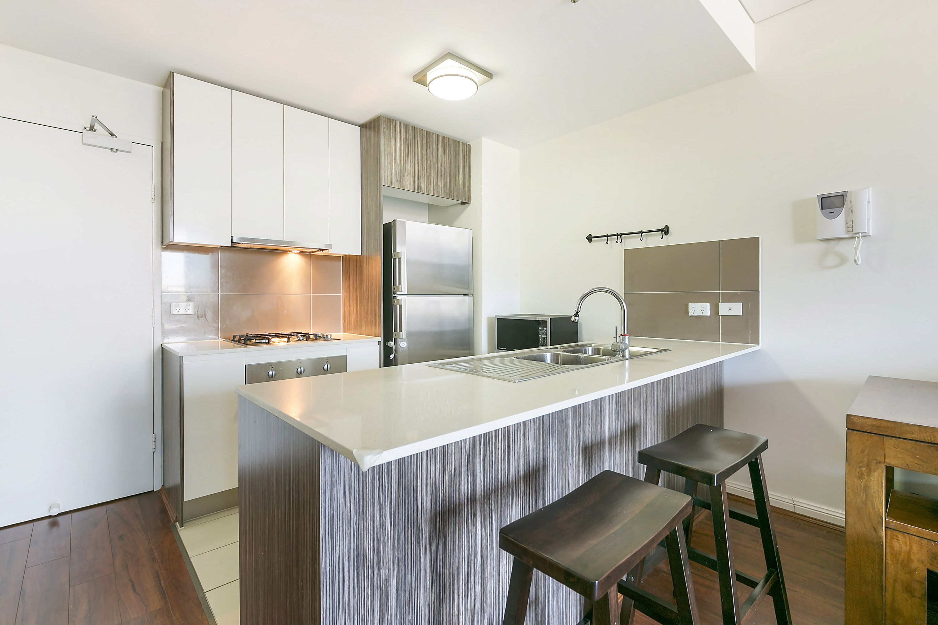 607/6-10 Charles Street, Parramatta, NSW 2150