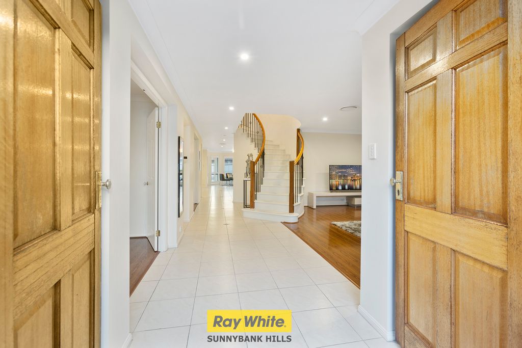 38 The Parkway, Stretton, QLD 4116