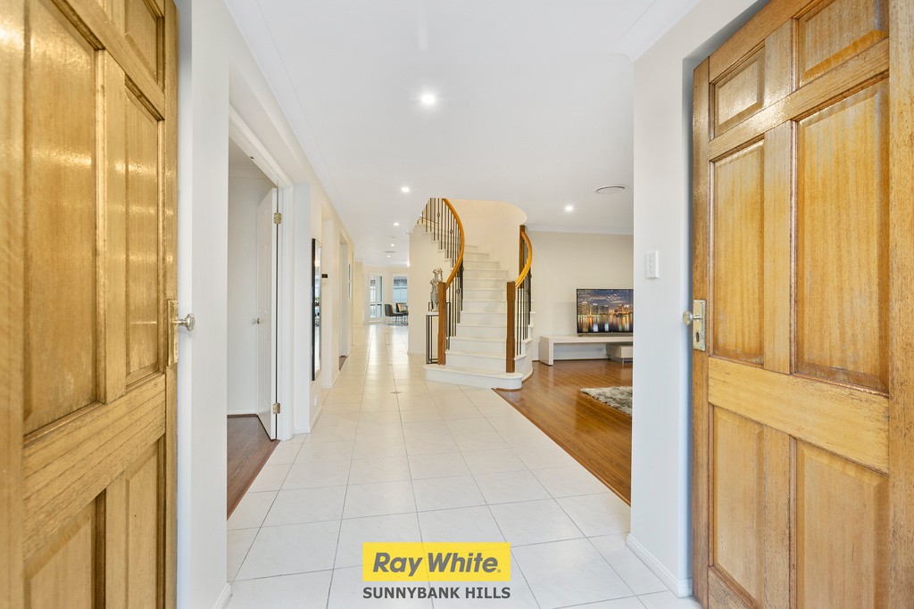 38 The Parkway, Stretton, QLD 4116