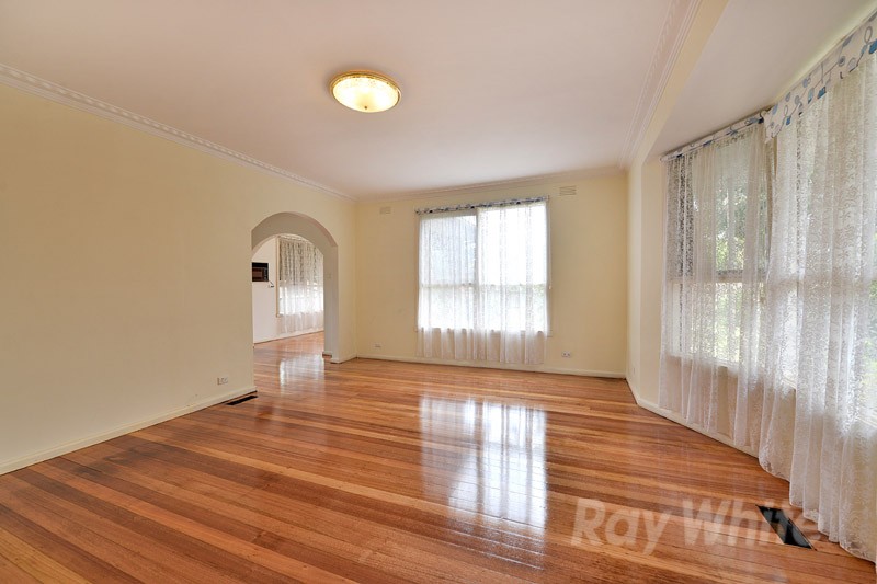5 Warrawee Road, Wantirna South, VIC 3152