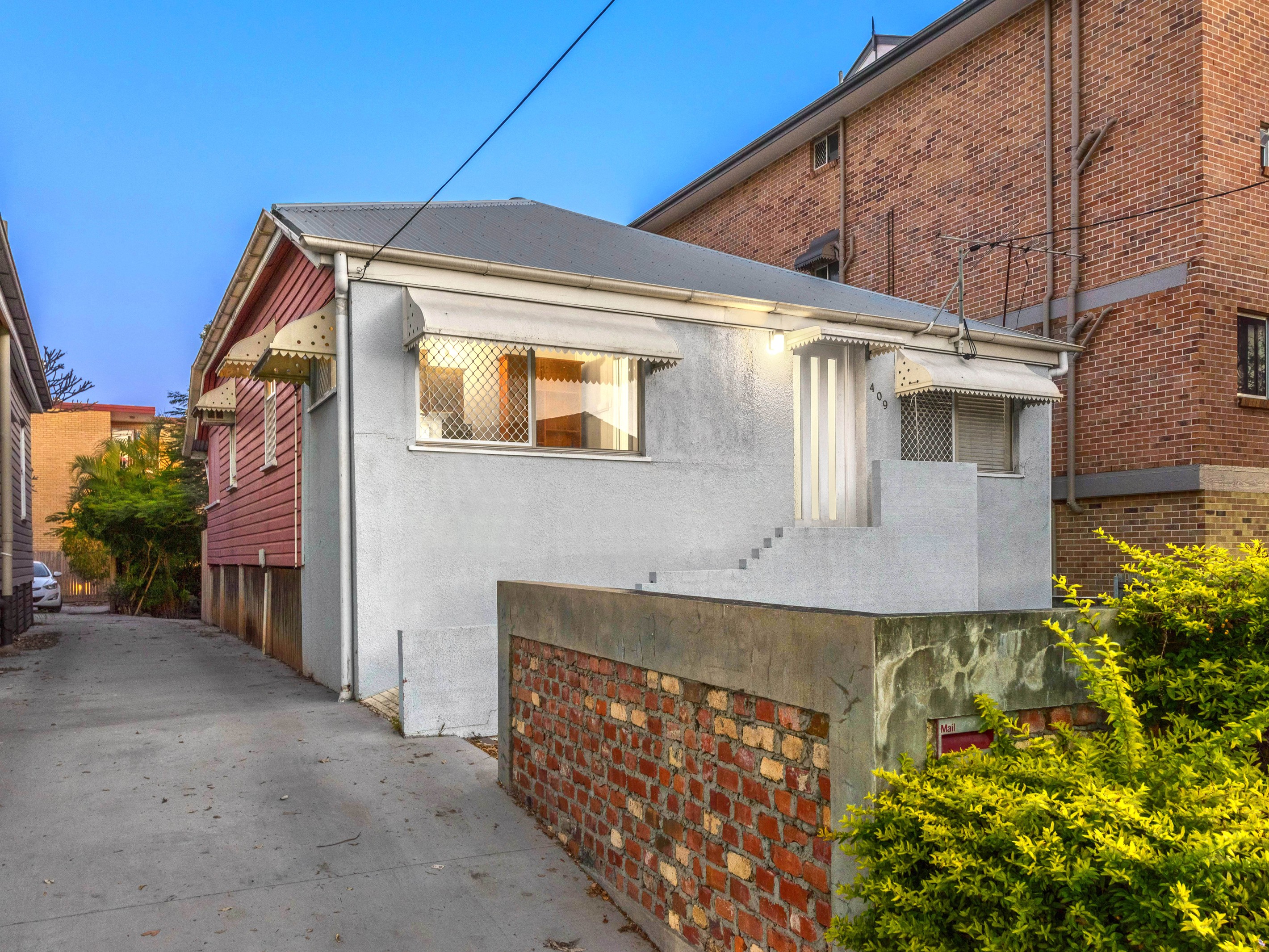 409 Sandgate Road, Albion, QLD 4010