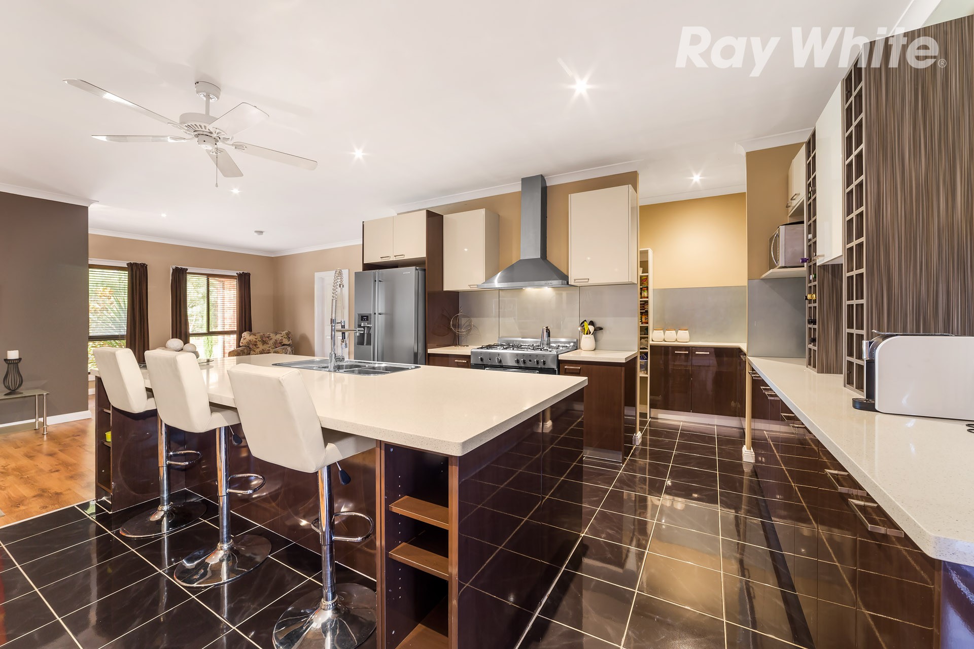 63 Wilton Vale Road, South Morang, VIC 3752