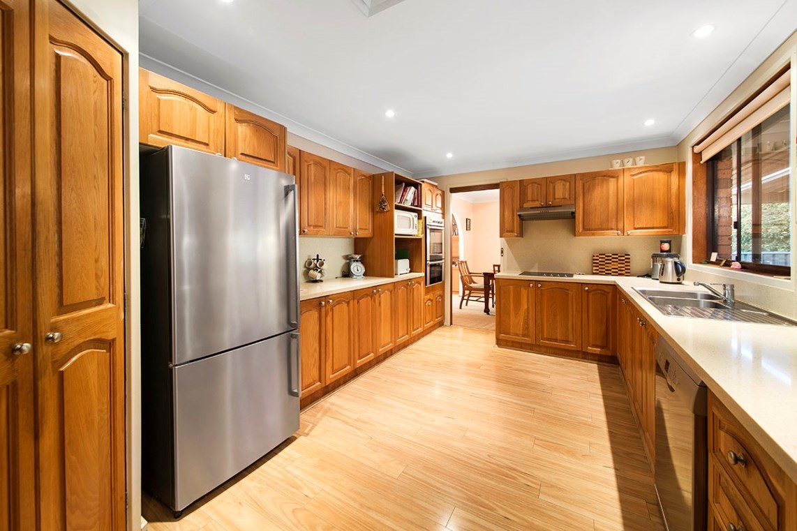 8 Blackwattle Place, Alfords Point, NSW 2234
