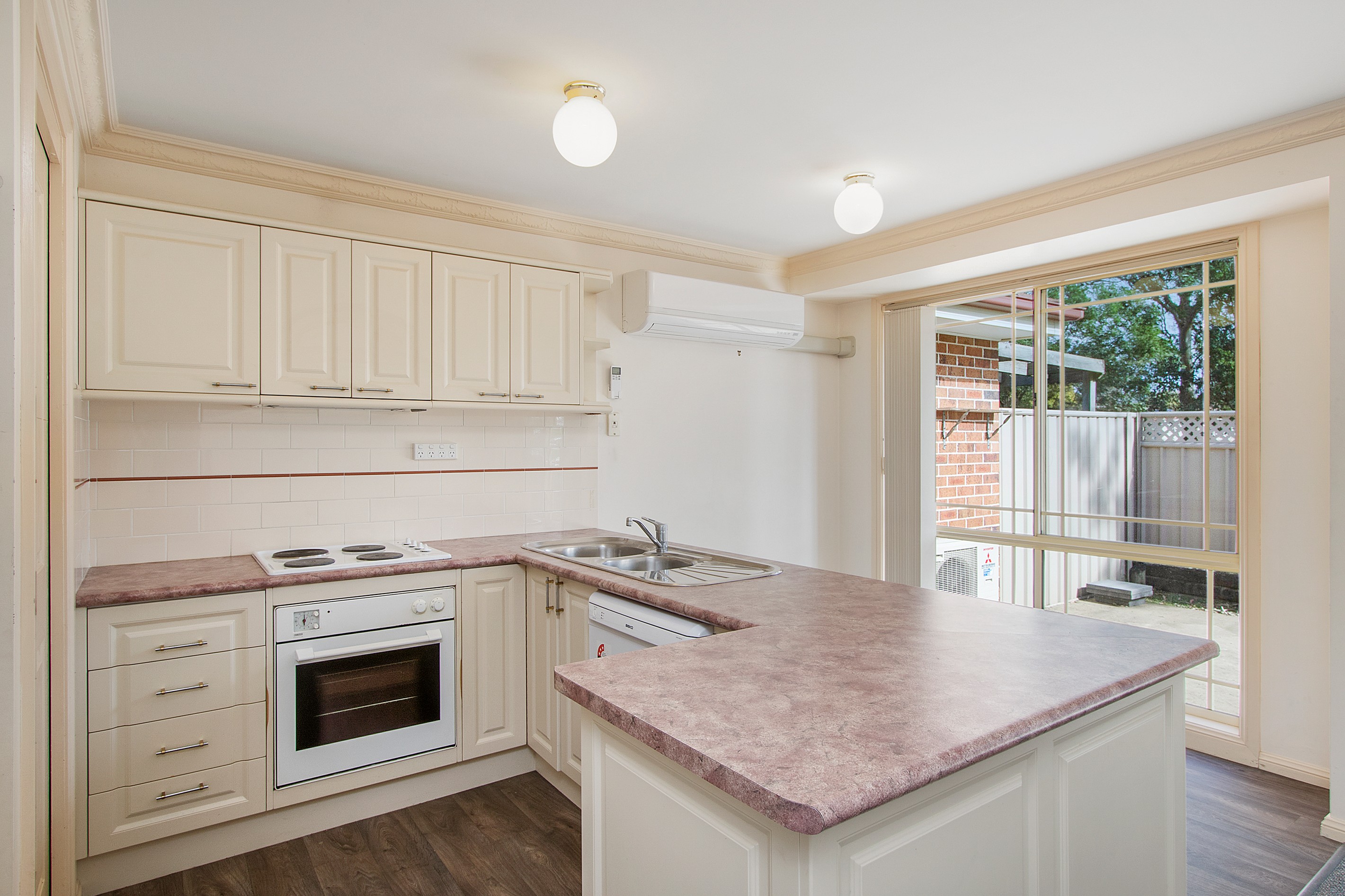 2/1 Yvonne Place, North Richmond, NSW 2754