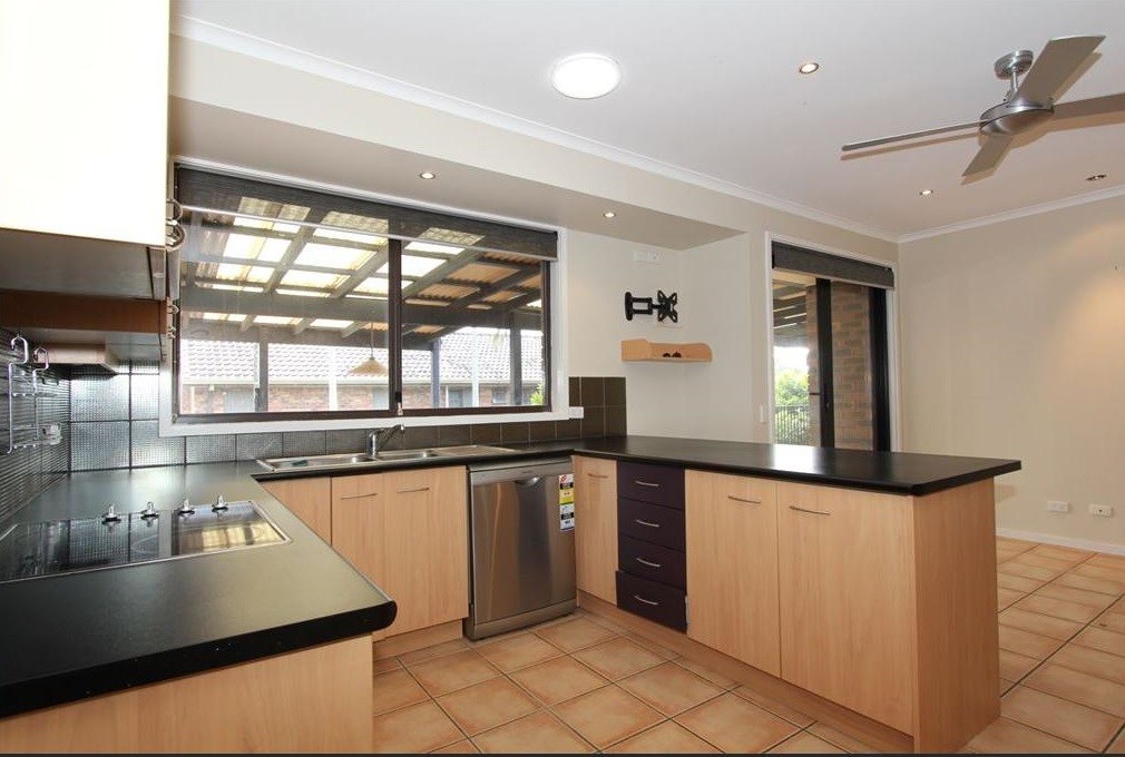 24 Candlebark Street, Aspley, QLD 4034