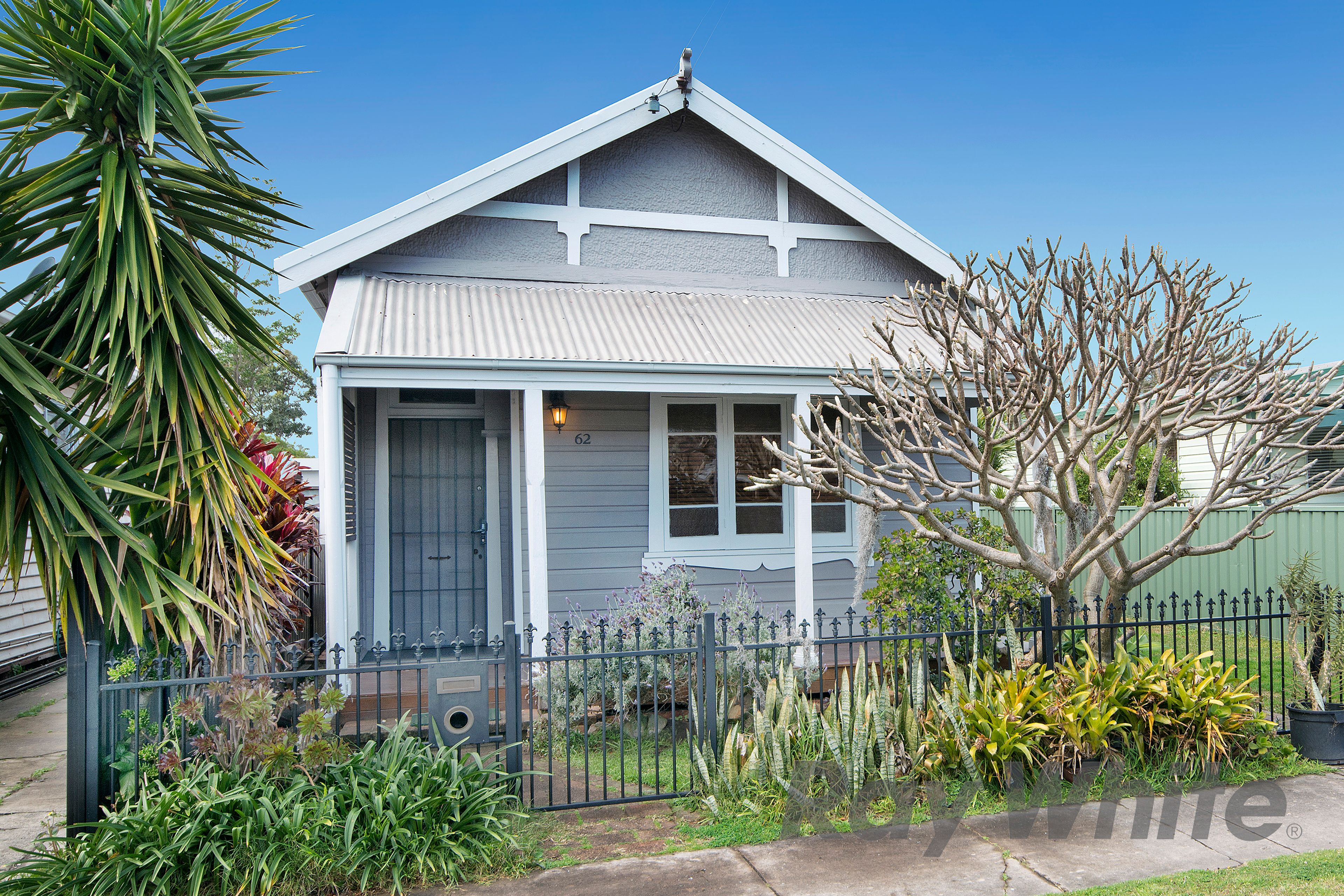 62 Roe Street, Mayfield, NSW 2304