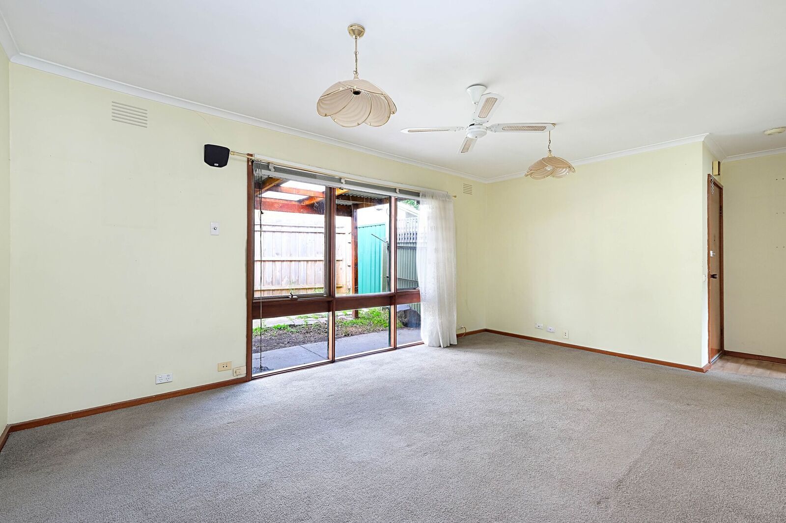 10 Castella Court, Meadow Heights, VIC 3048