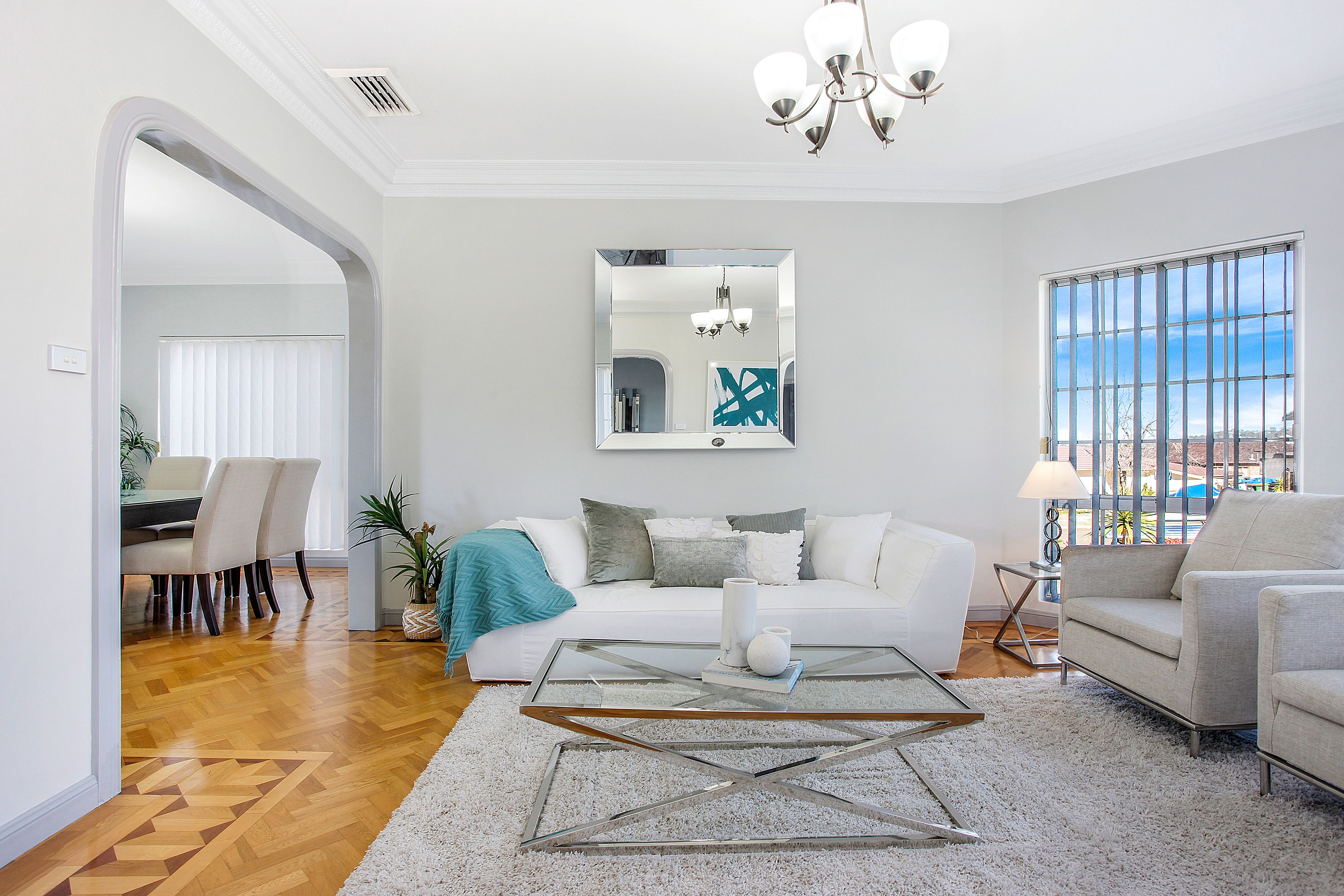 2 Parr Close, Bossley Park, NSW 2176