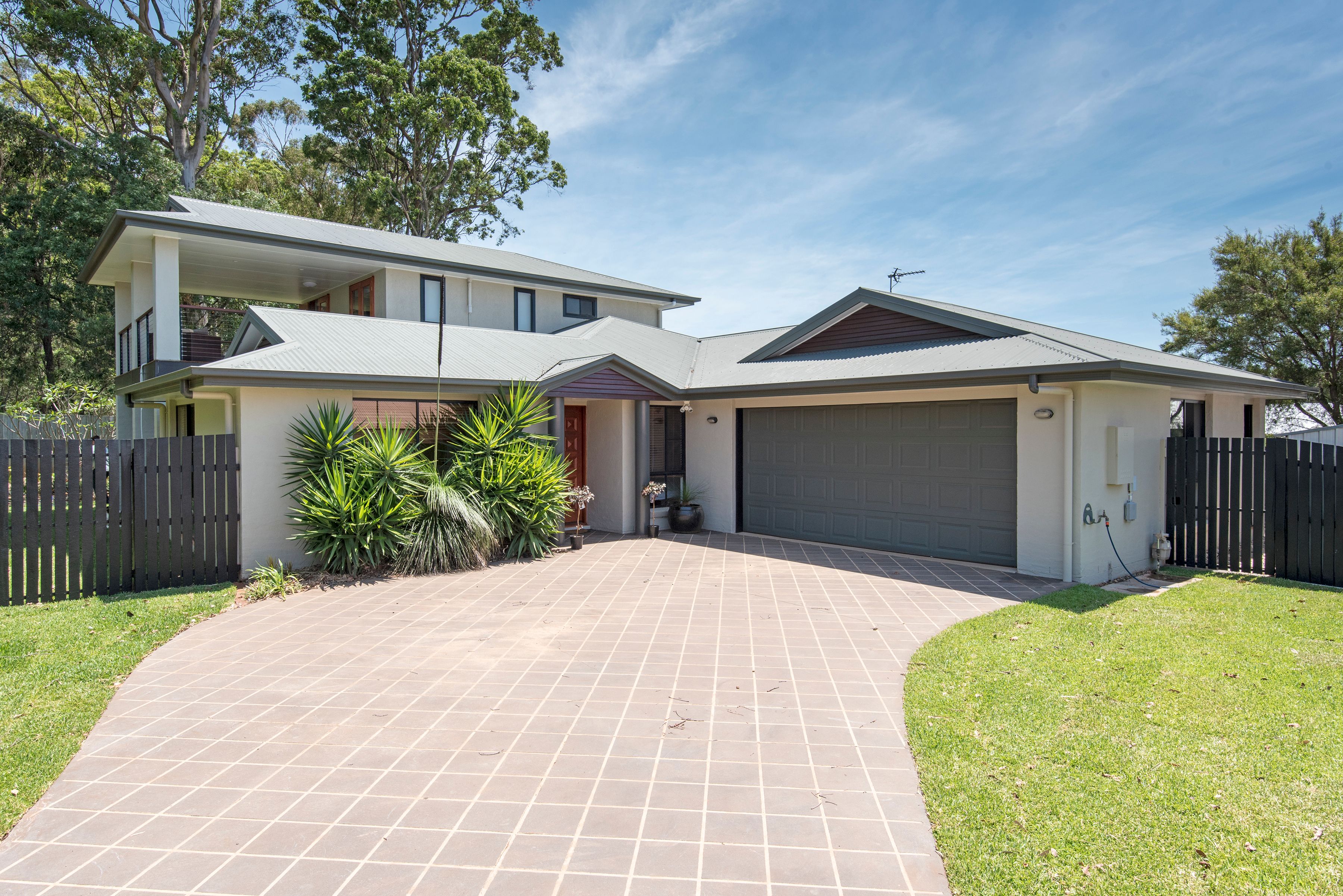 12 Jake Court, Middle Ridge QLD 4350
