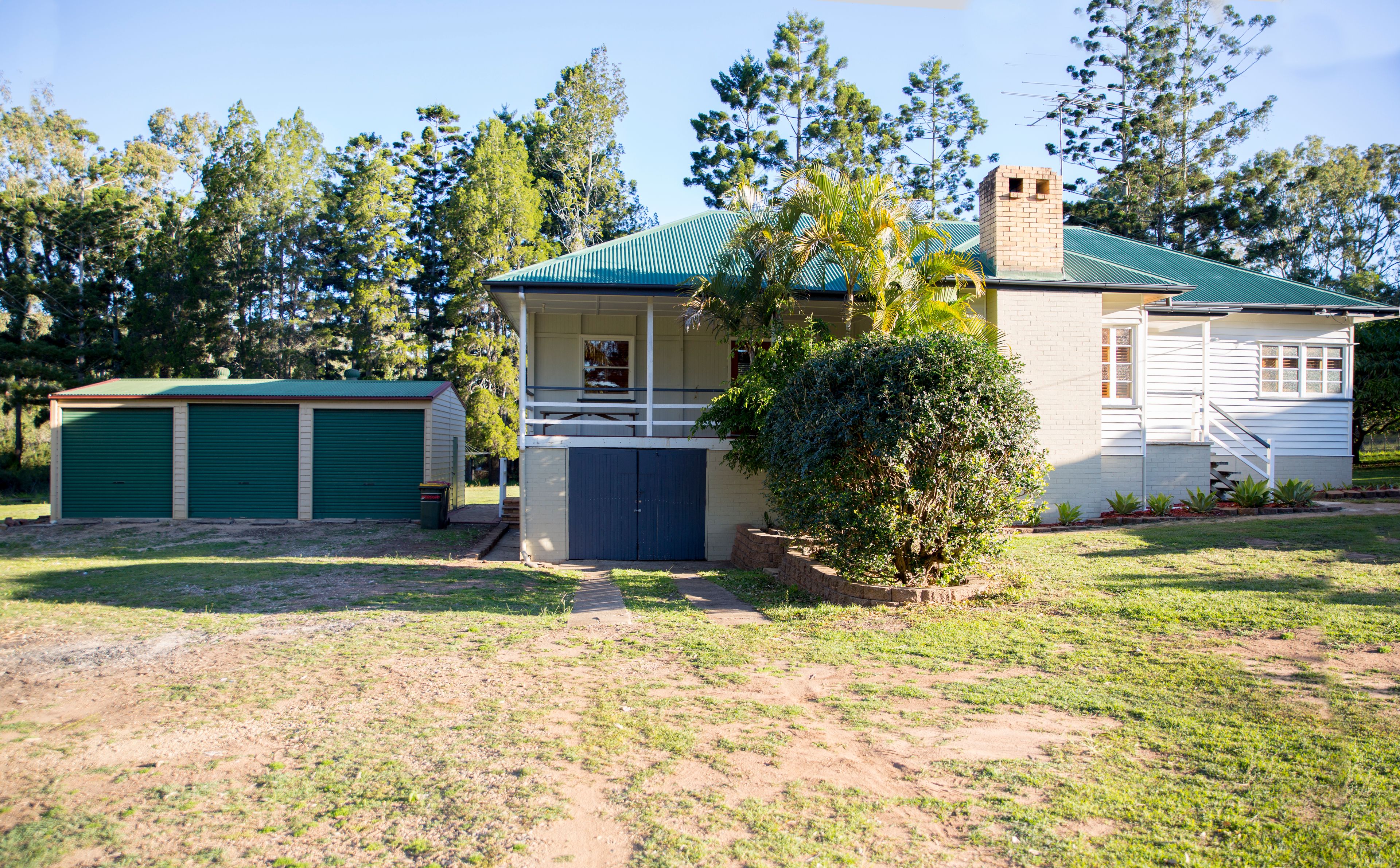 298 Albany Creek Road, Bridgeman Downs, QLD 4035