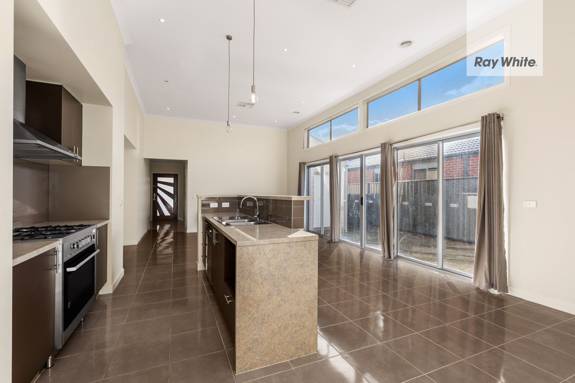30 Gateshead Street, Craigieburn, VIC 3064