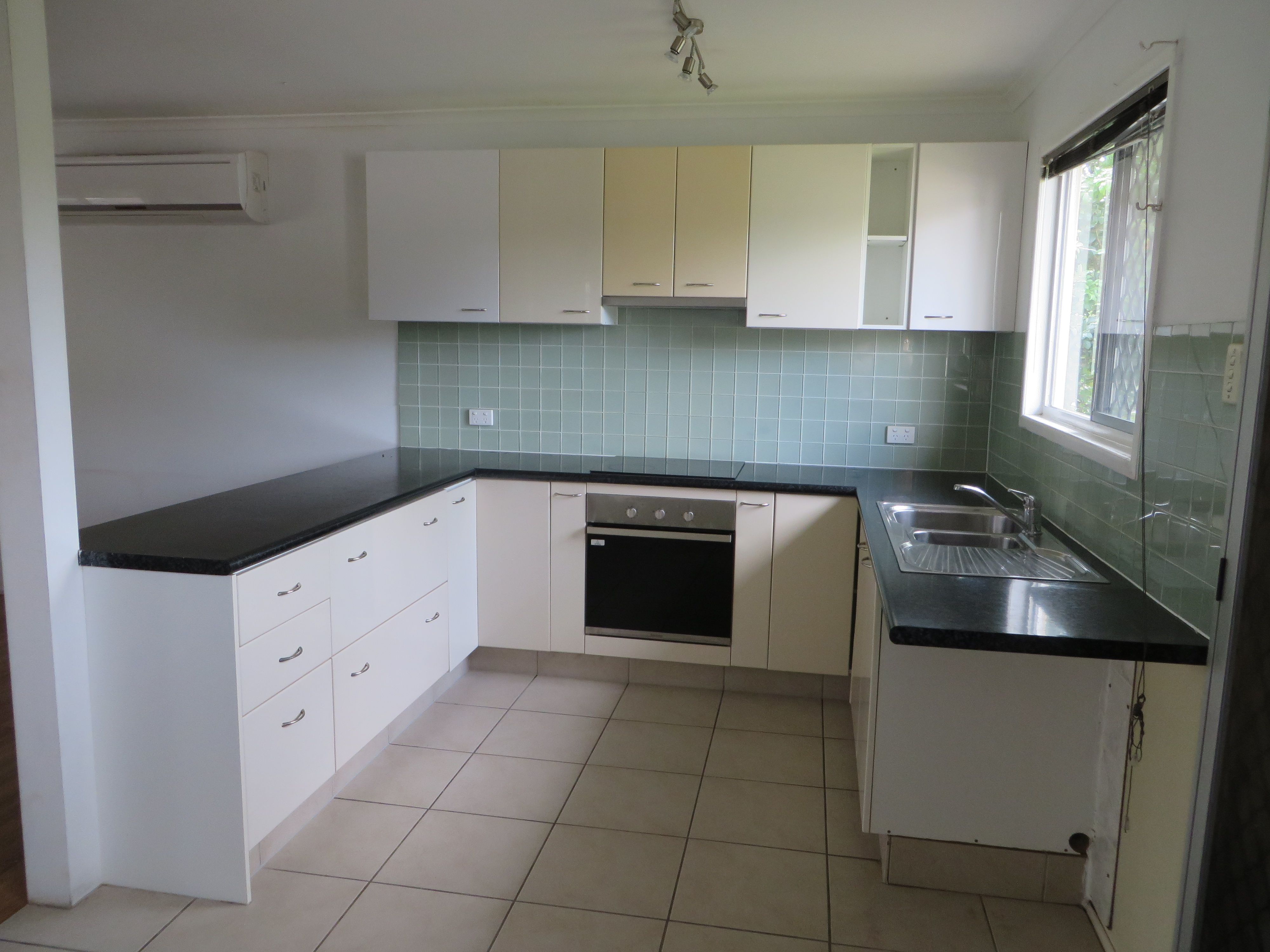 23 Airlie Avenue, Deception Bay, QLD 4508