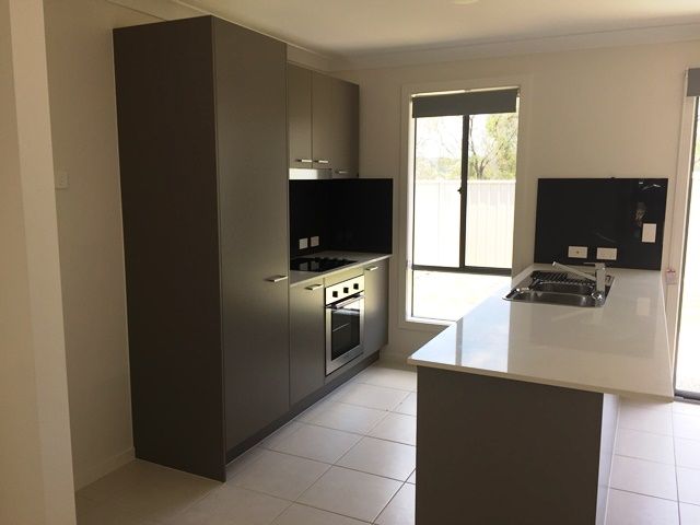 22 Minnett Street, Glenvale, QLD 4350