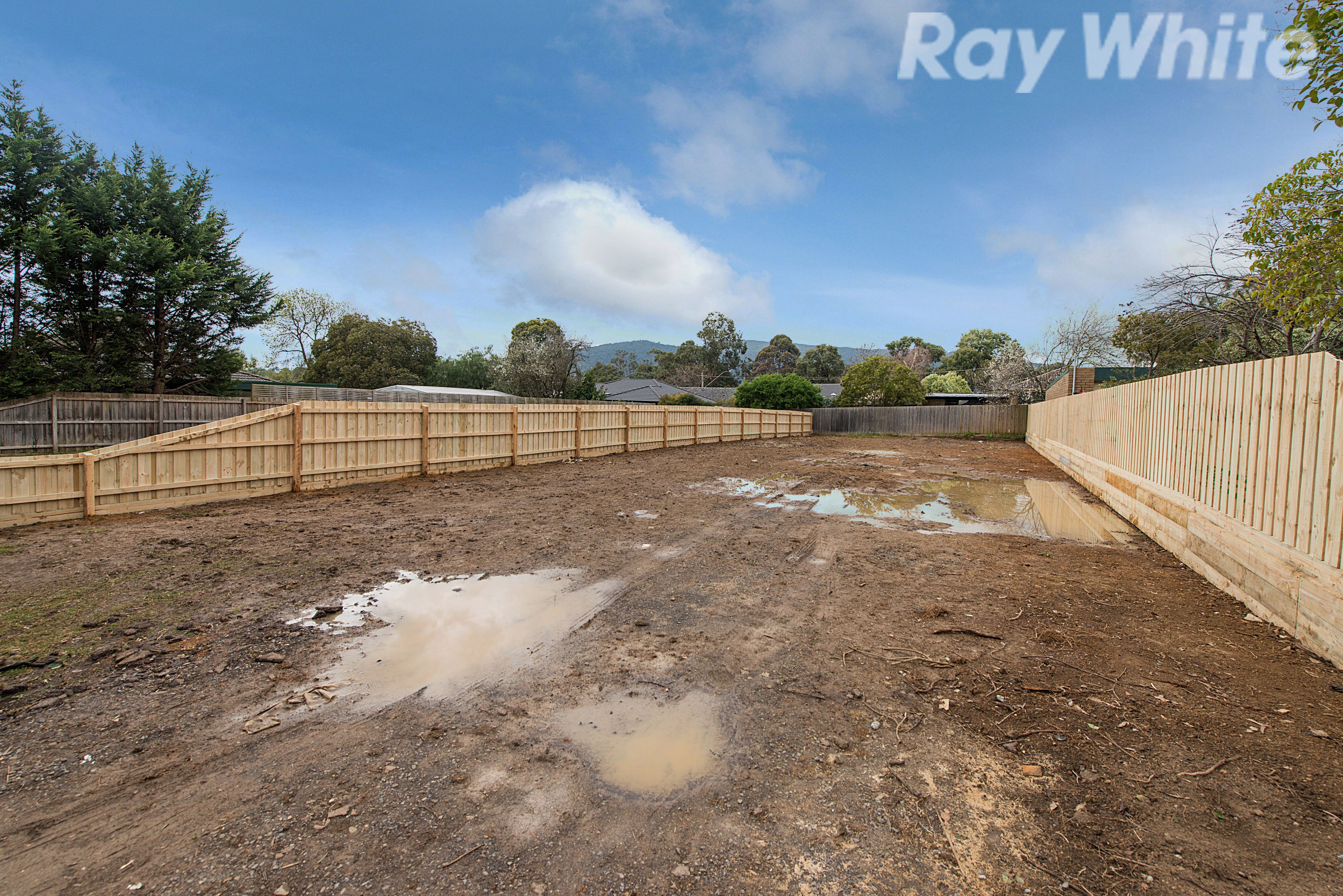 10a Rawlings Avenue, Ferntree Gully, VIC 3156