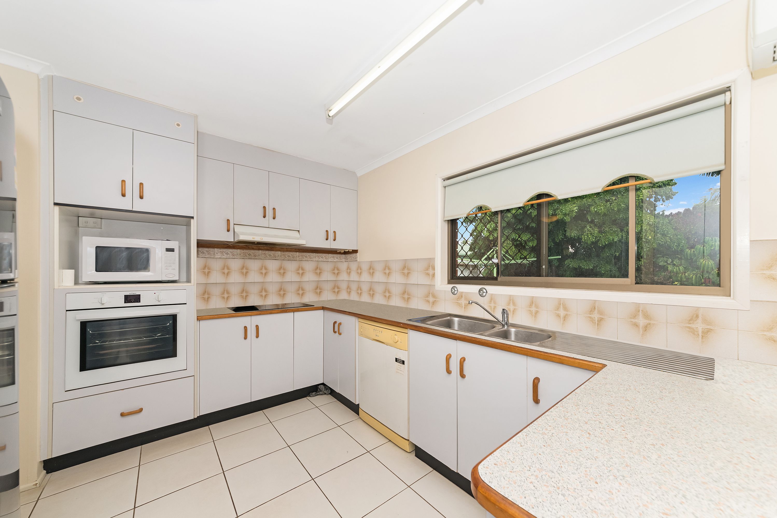 21 Jacaranda Crescent, Annandale, QLD 4814