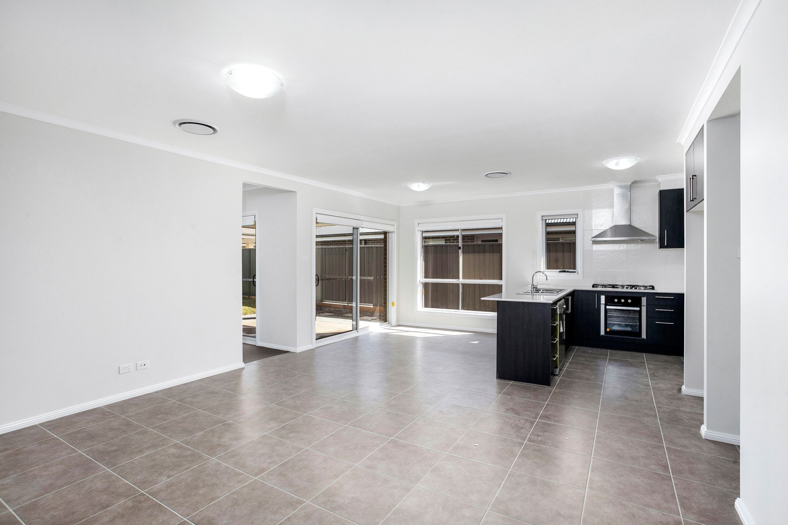 11 Pasture Way, ALBION PARK, NSW 2527
