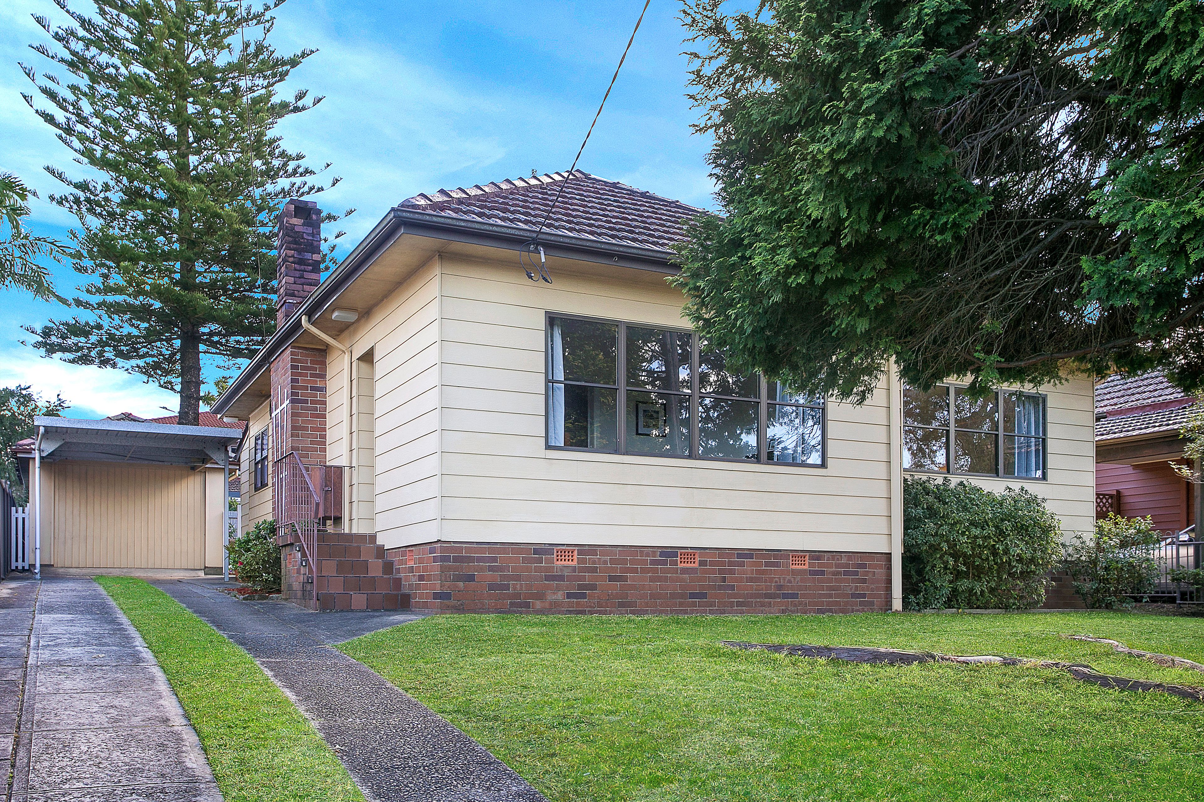 20 Kokoda Street