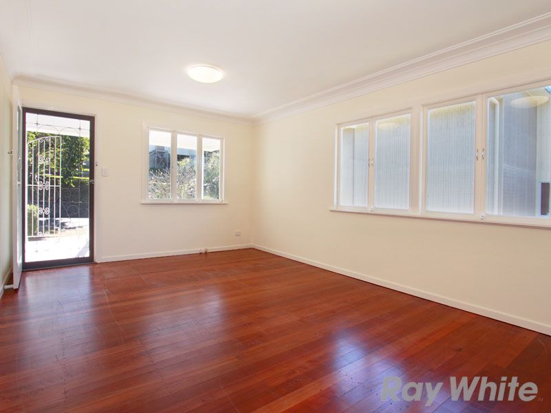 49 Rennie Street, Indooroopilly, QLD 4068