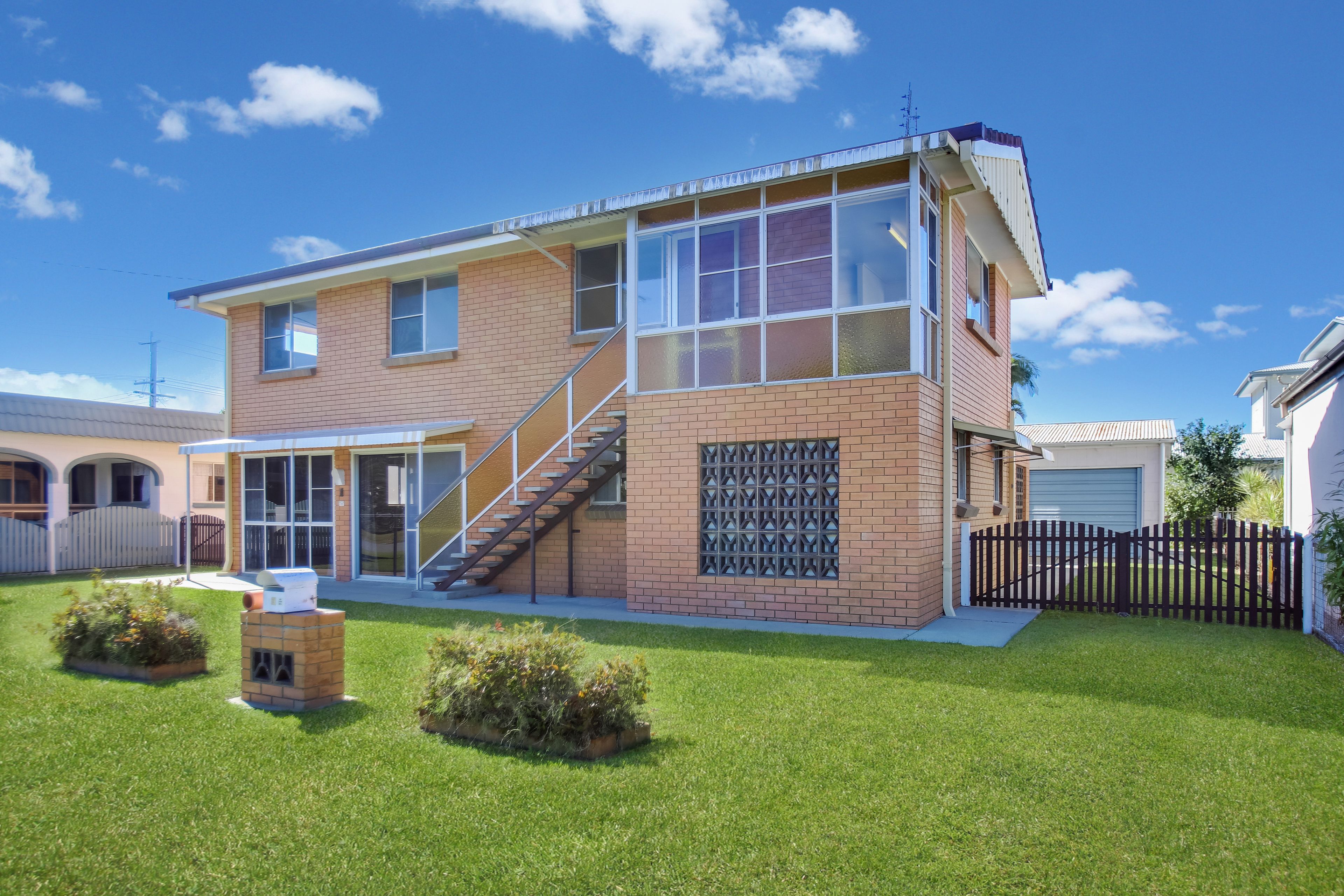1 Joan Street, Golden Beach, QLD 4551