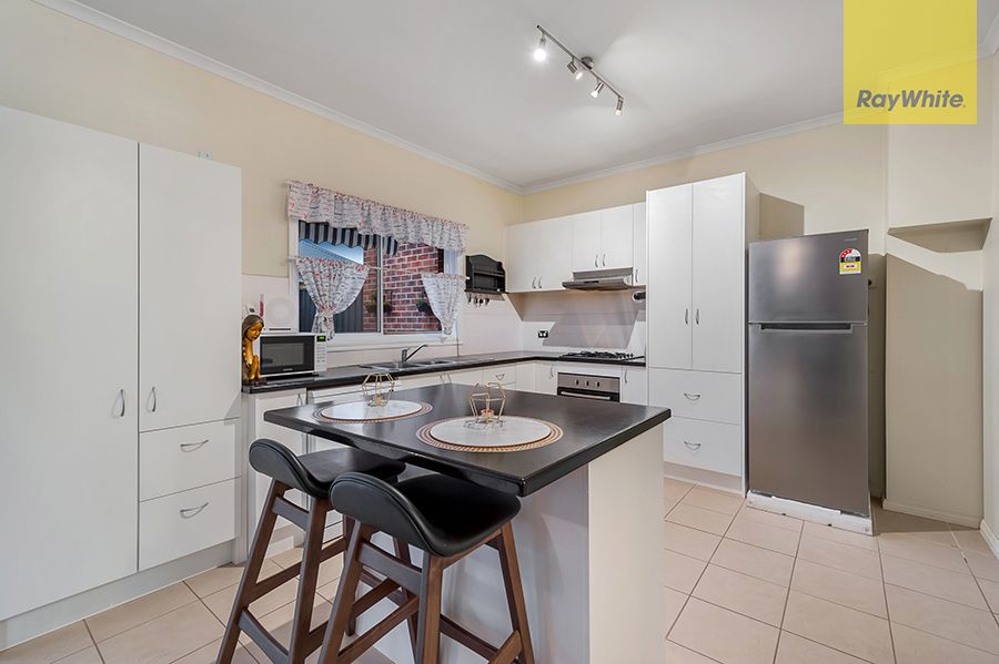 2 Cooma Lane, Craigieburn, VIC 3064