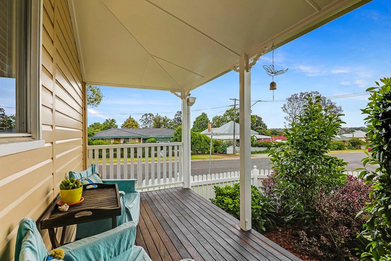 18 Allan Street, North Toowoomba, QLD 4350