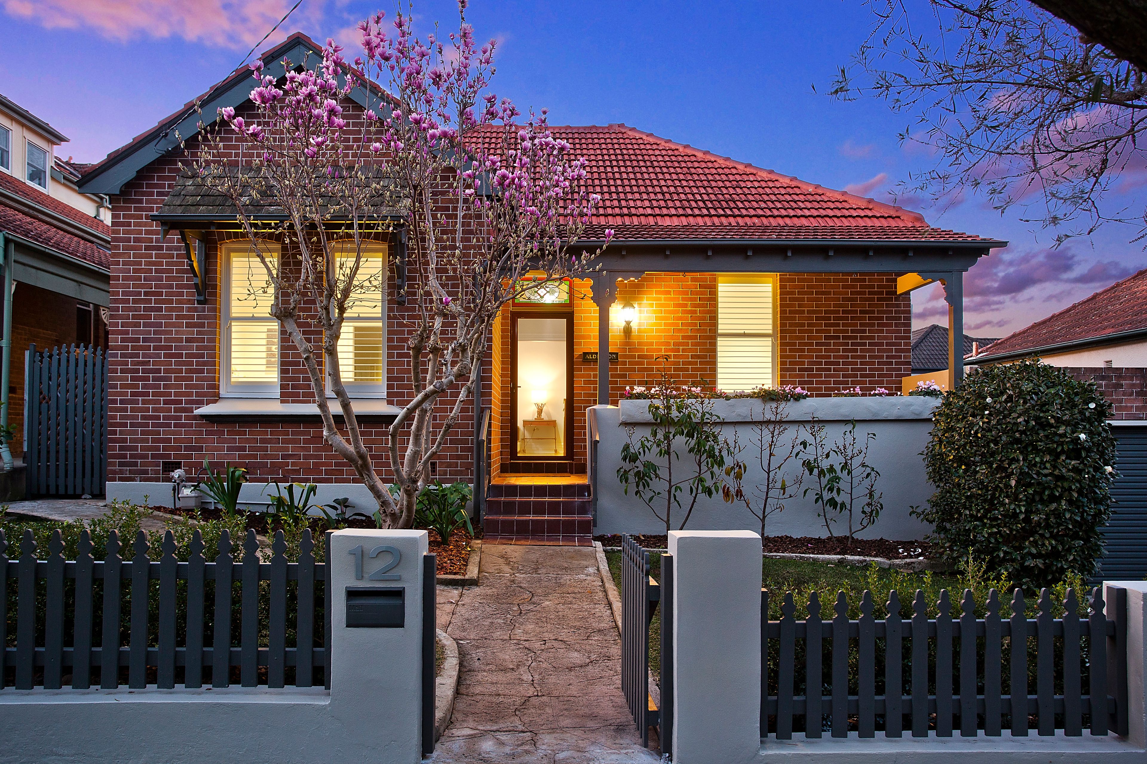 12 Morden Street