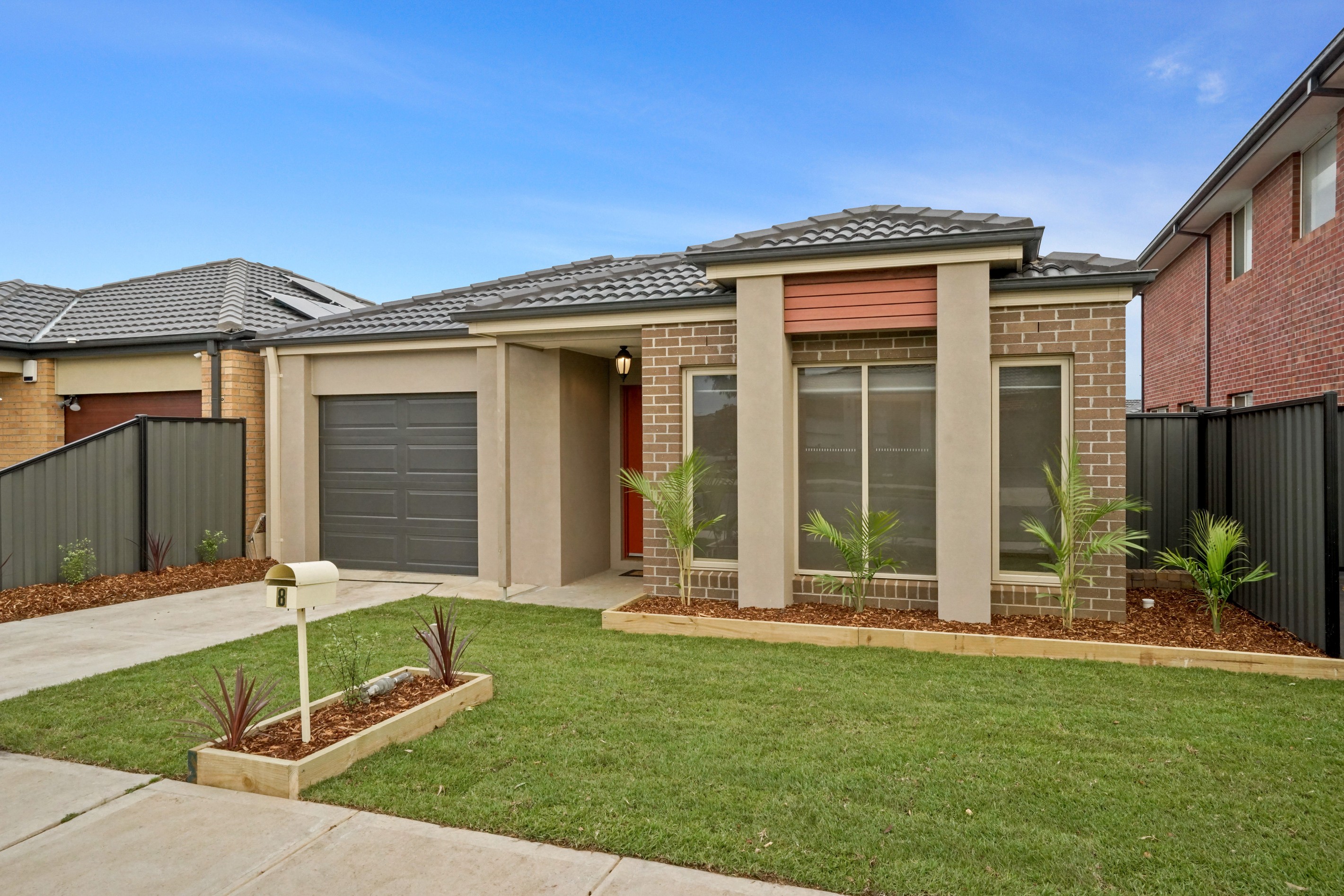 8 Omaroo Street, Truganina, VIC 3029