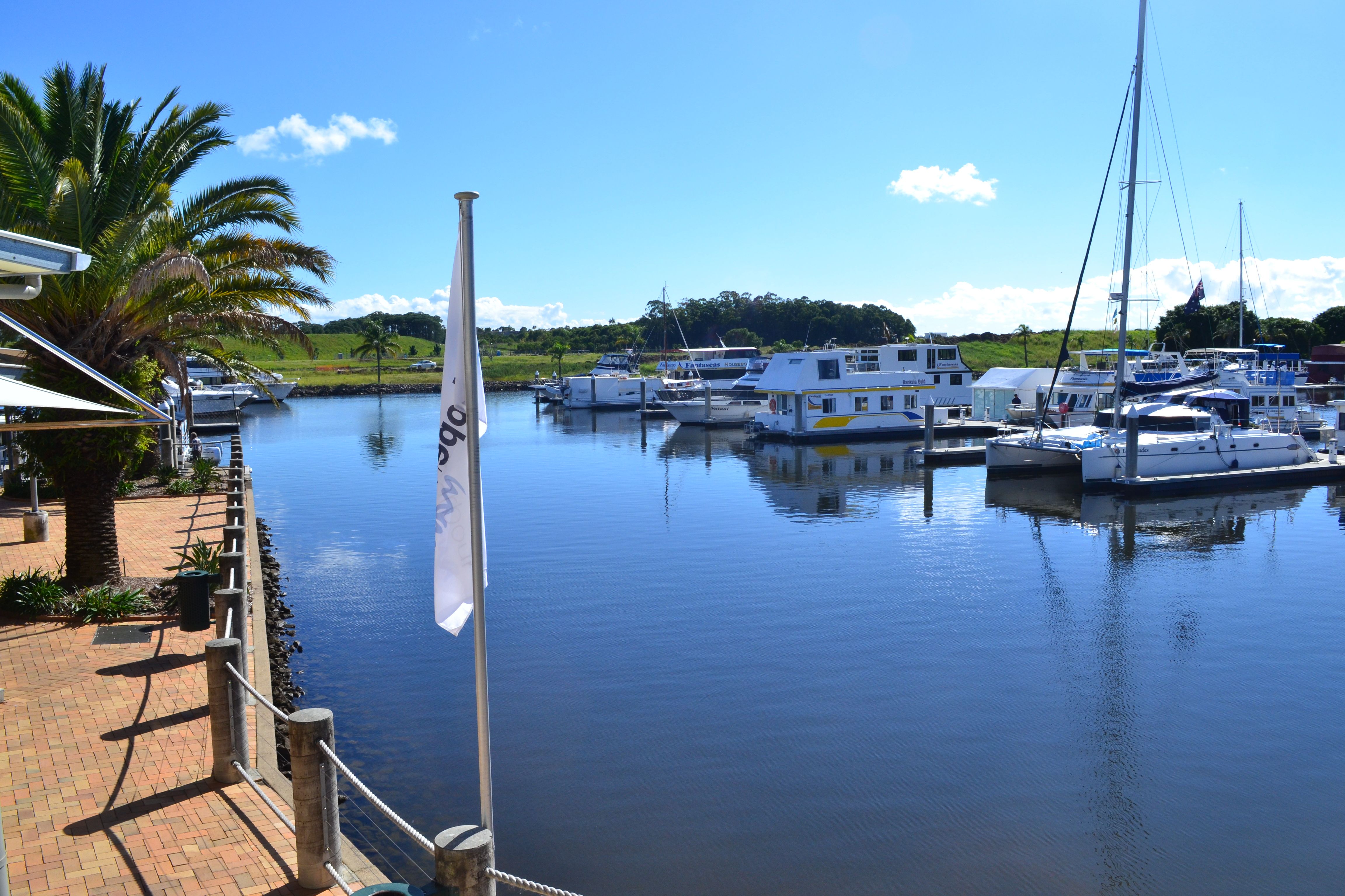 Hope Island, QLD 4212