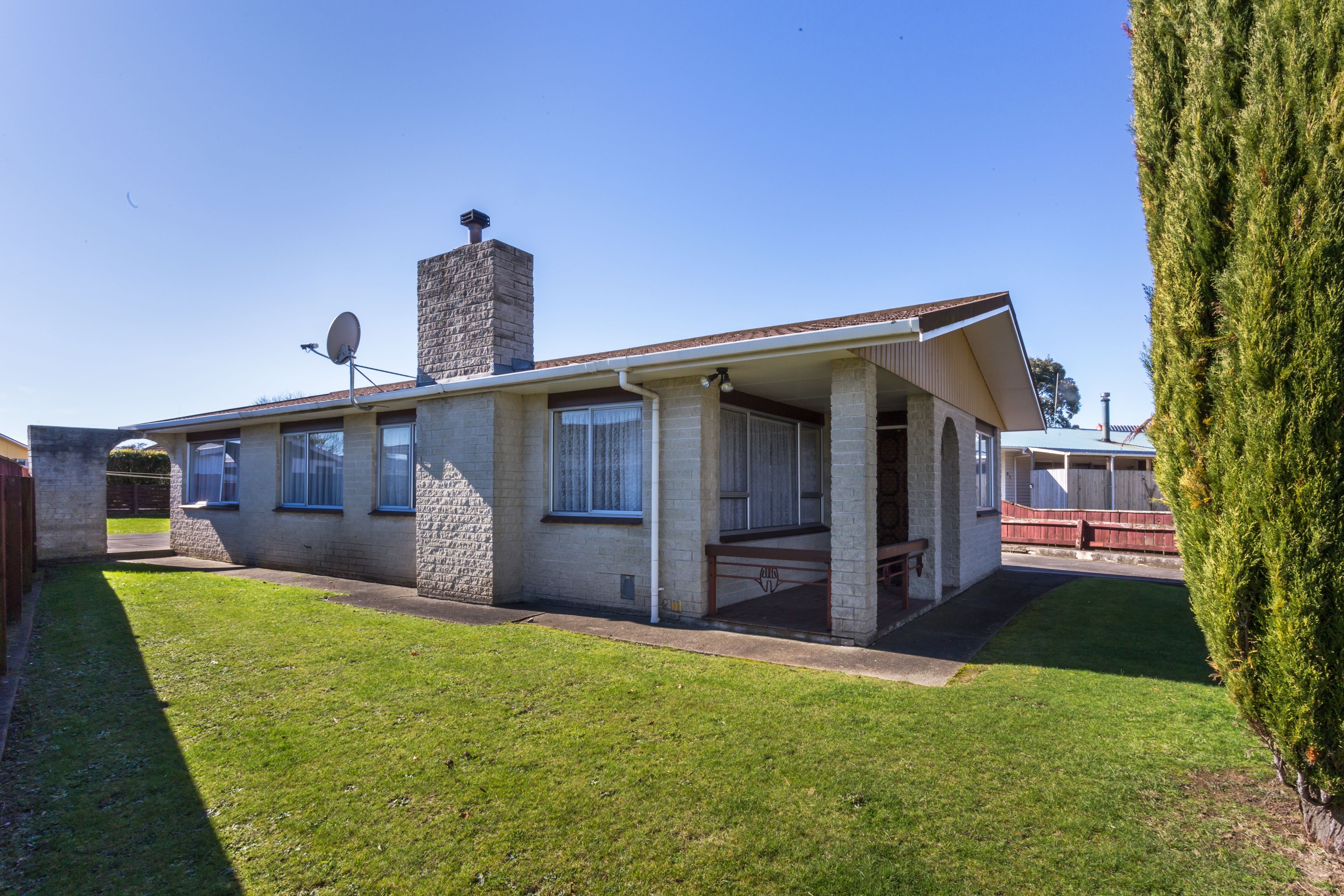 house 49 kaimanawa street kelvin grove palmerston north city