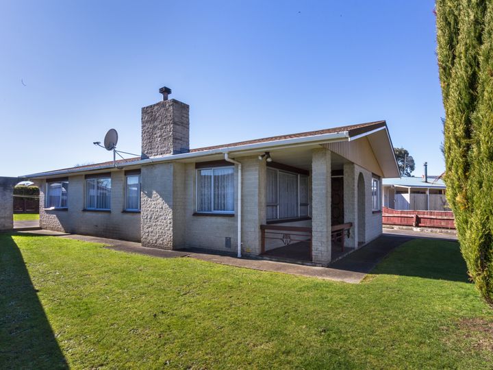 house 49 kaimanawa street kelvin grove palmerston north city