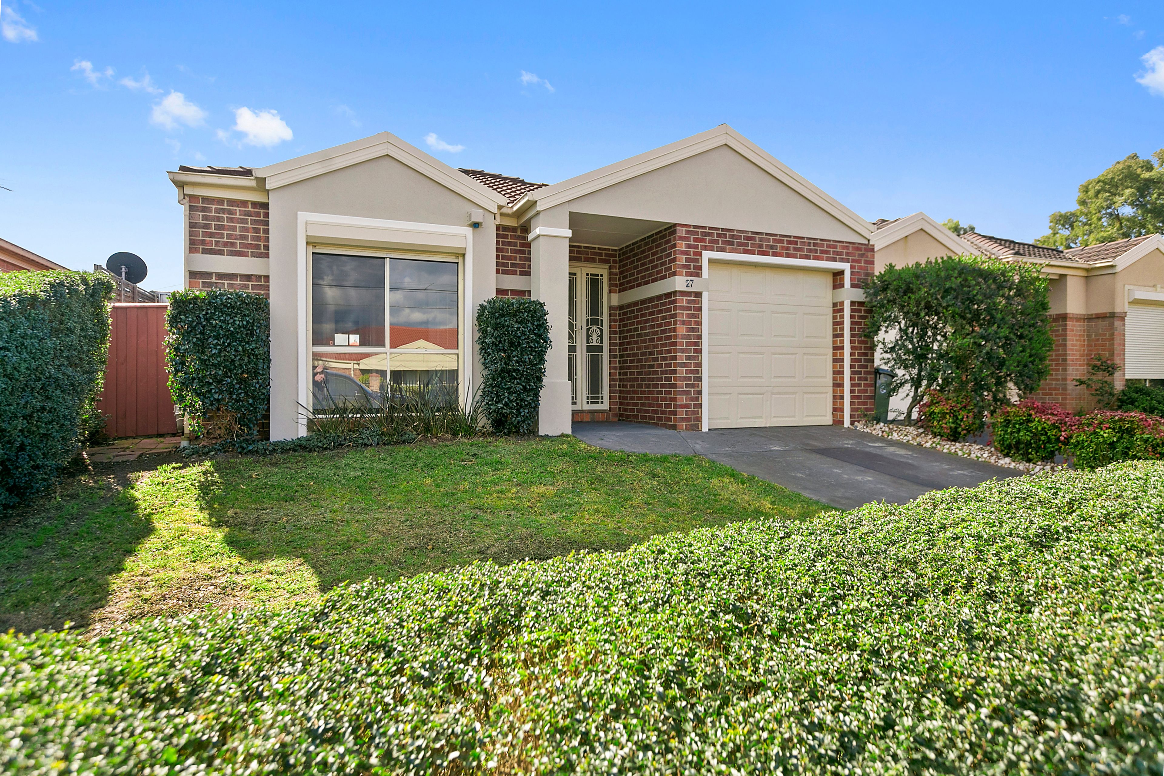 27 Robinsons Road, Frankston South VIC 3199