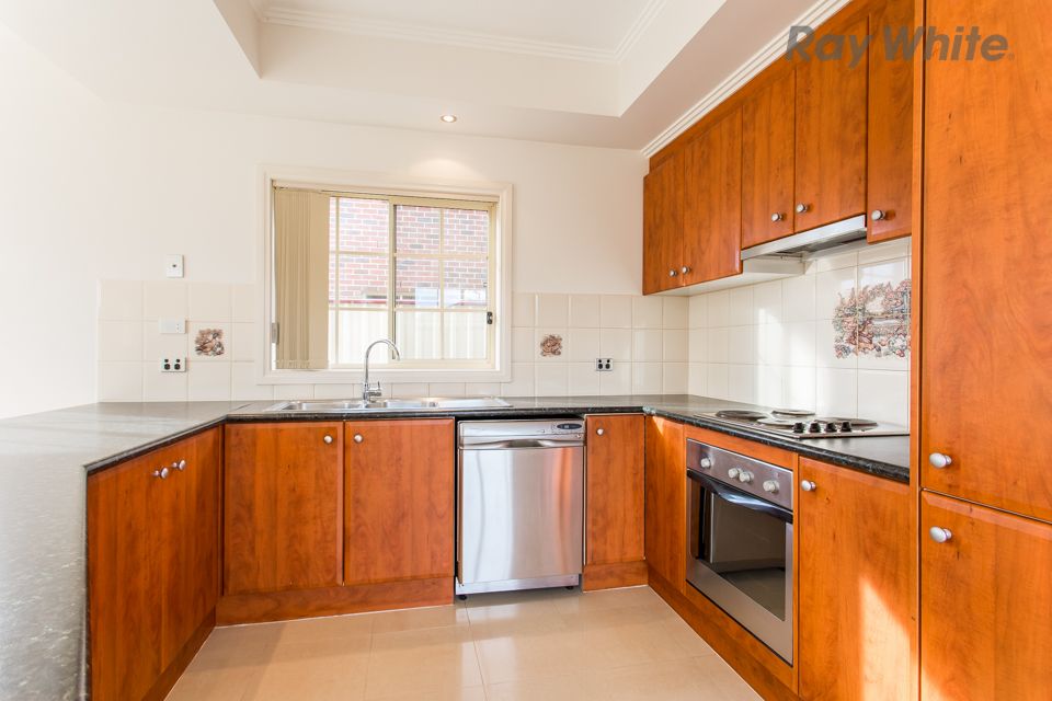 18 Lorraine Lee Way, Sydenham, VIC 3037