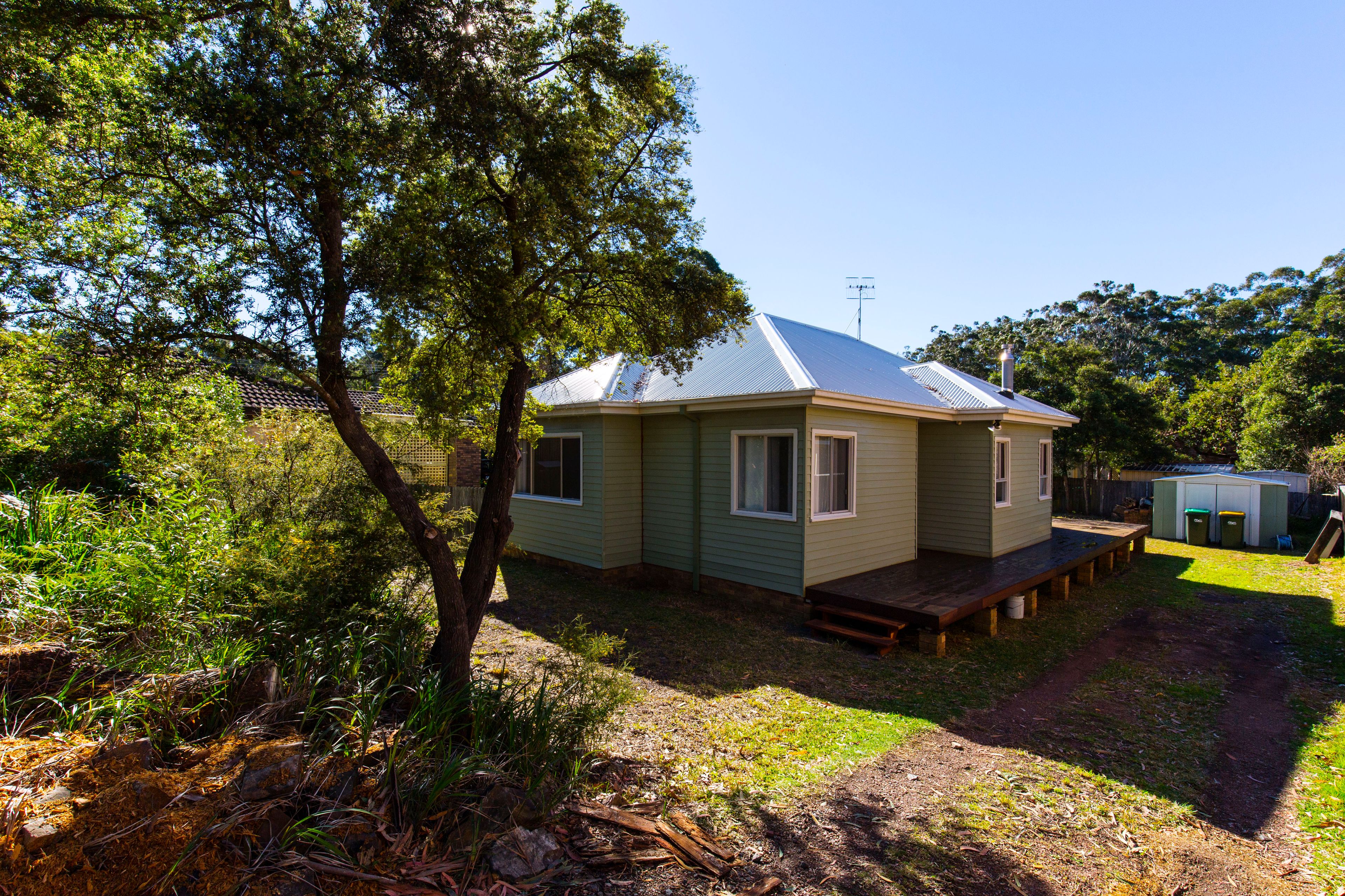 4 Dolphin Avenue
