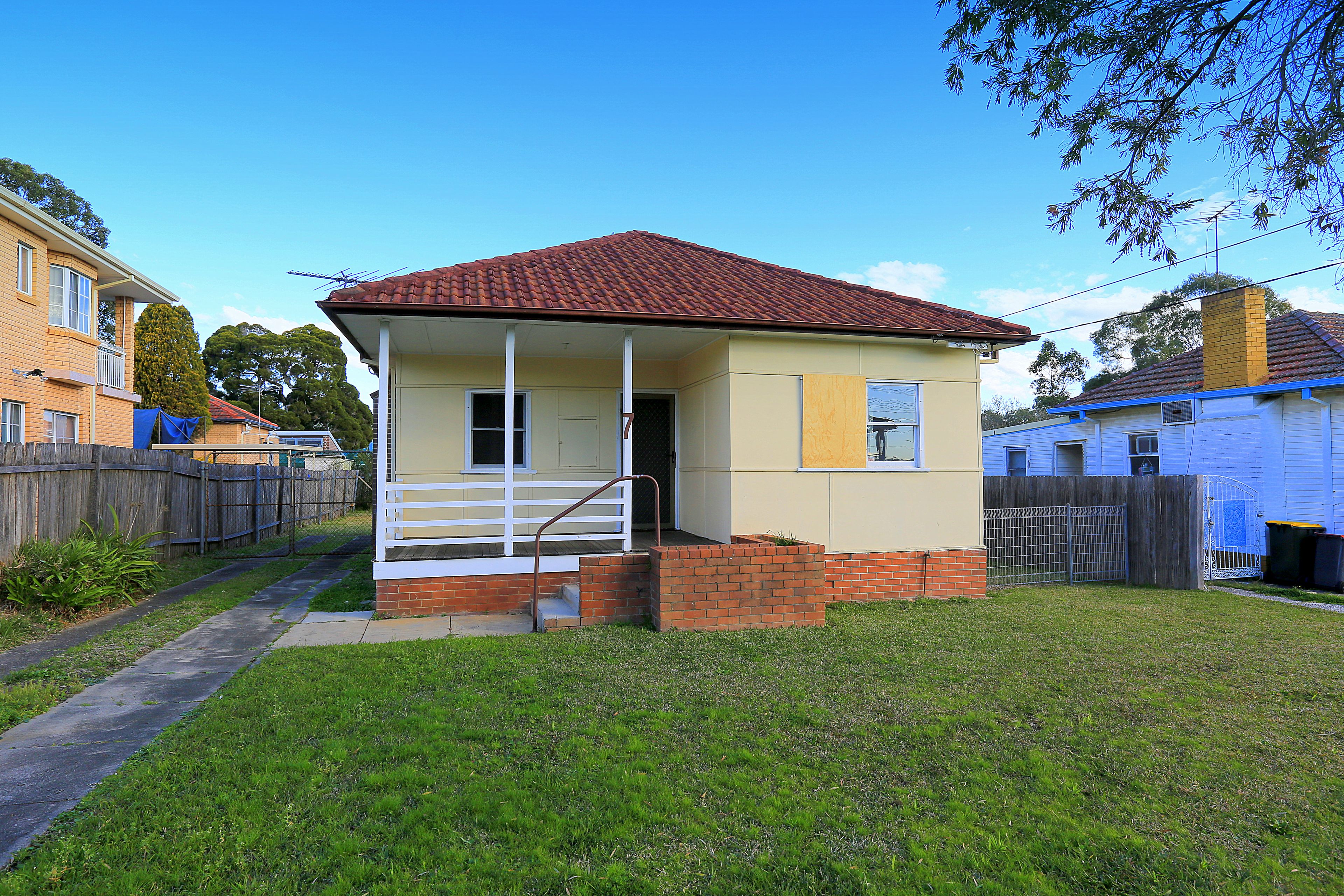 7 Gazzard Street