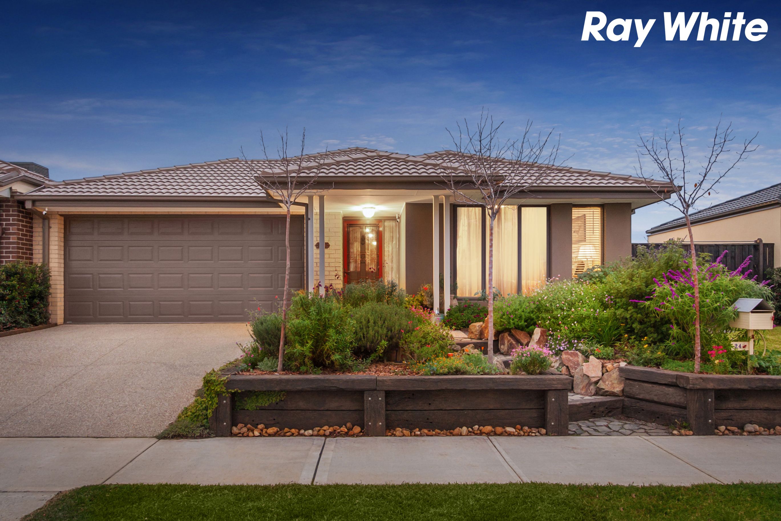 24 Henrietta Avenue, Officer, VIC 3809