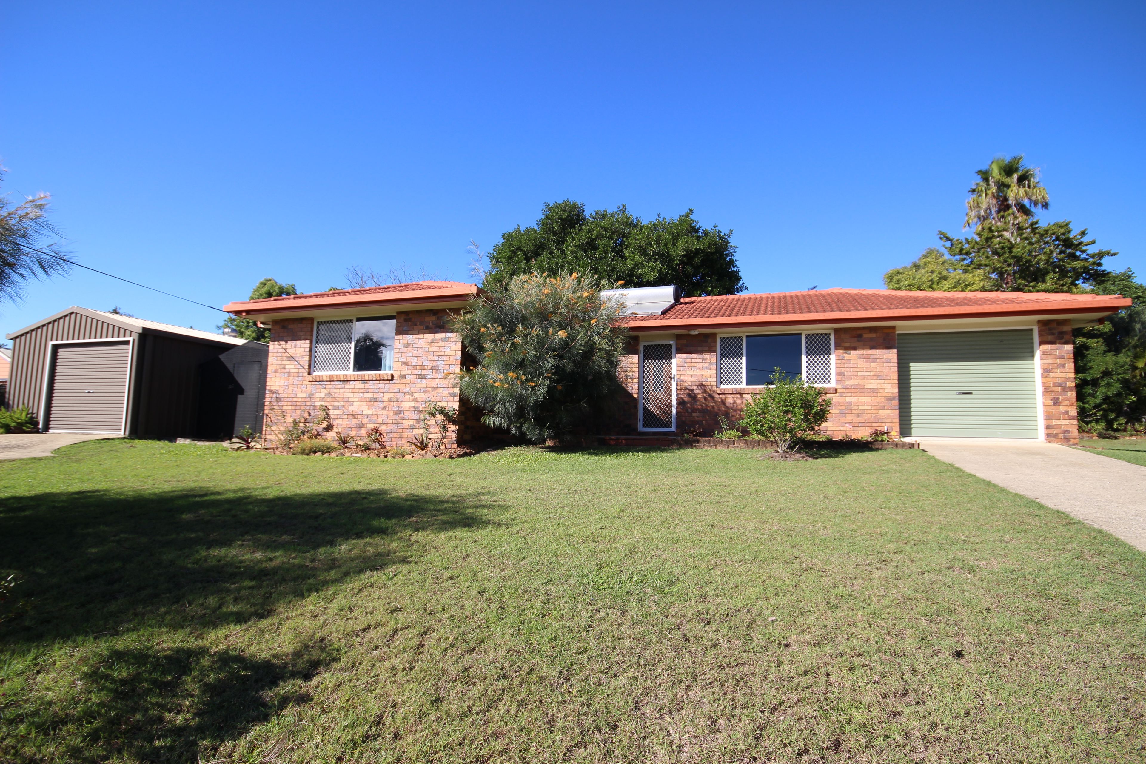 2 Sidha Avenue, Glass House Mountains QLD 4518