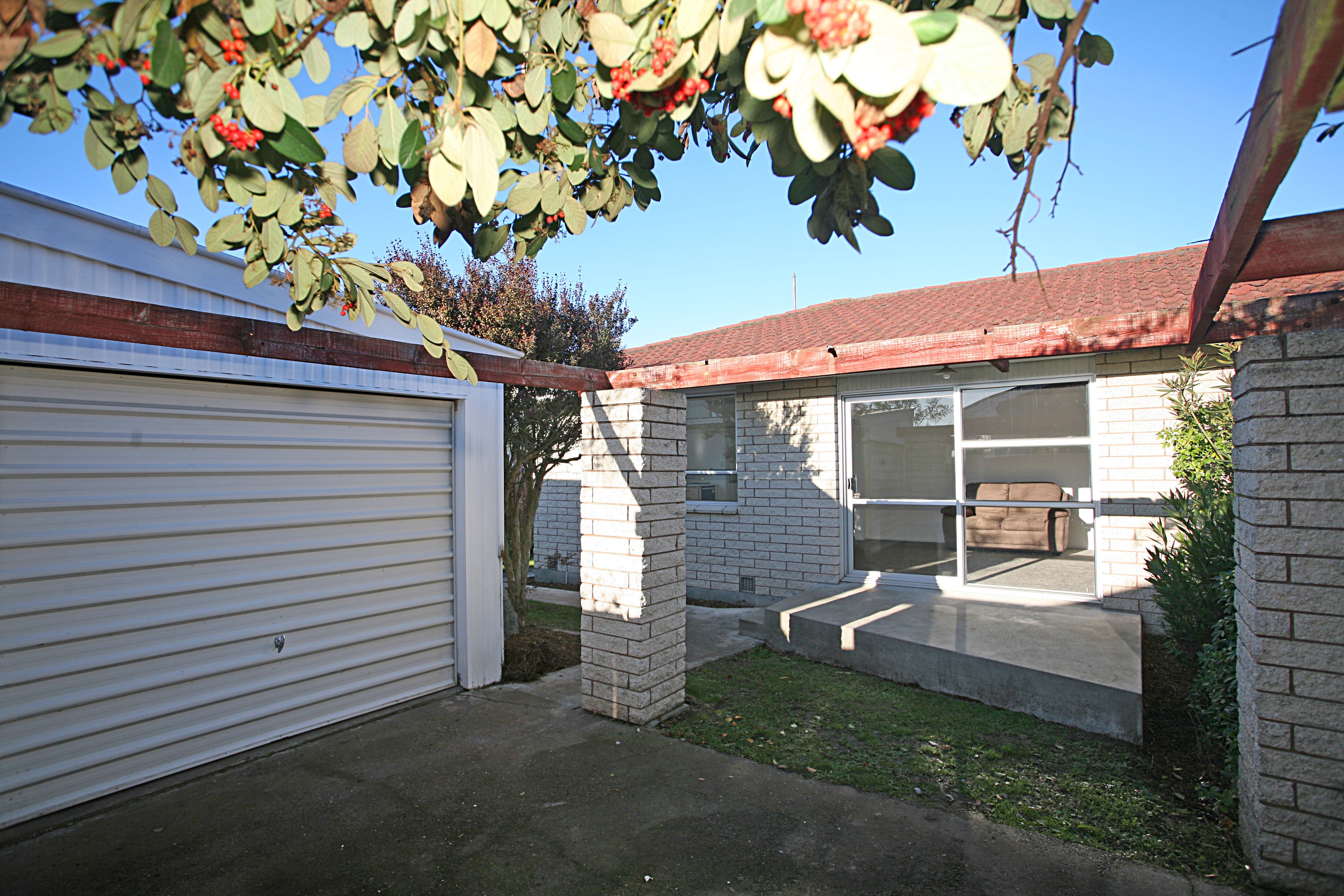 2/4 Glenys Place, Broomfield, Christchurch City
