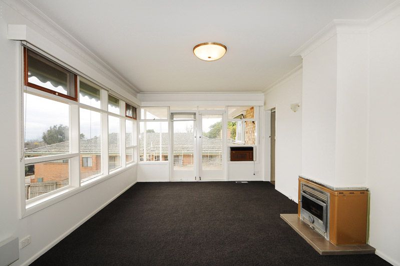 24 Hillcrest Road, Frankston, VIC 3199