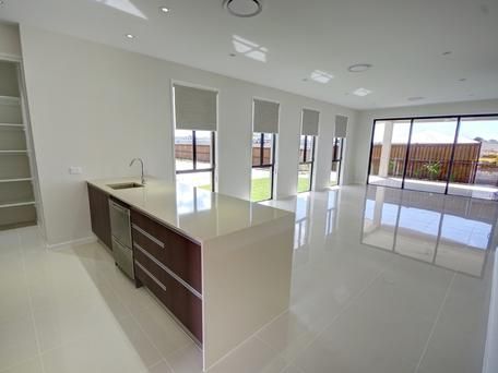 10 Mariner Court, Mountain Creek, QLD 4557