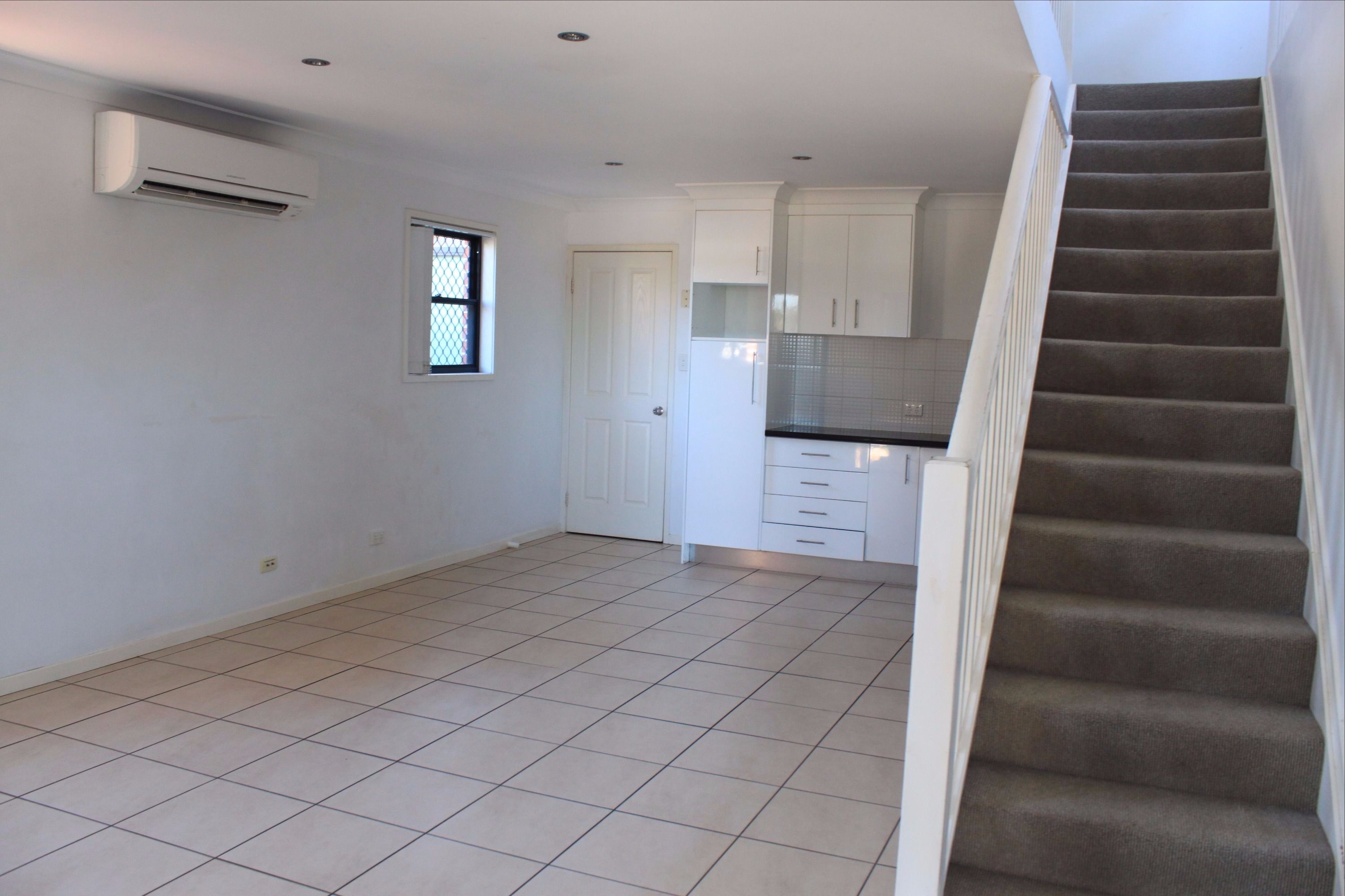 8/74 Creek Road, Mount Gravatt East, QLD 4122
