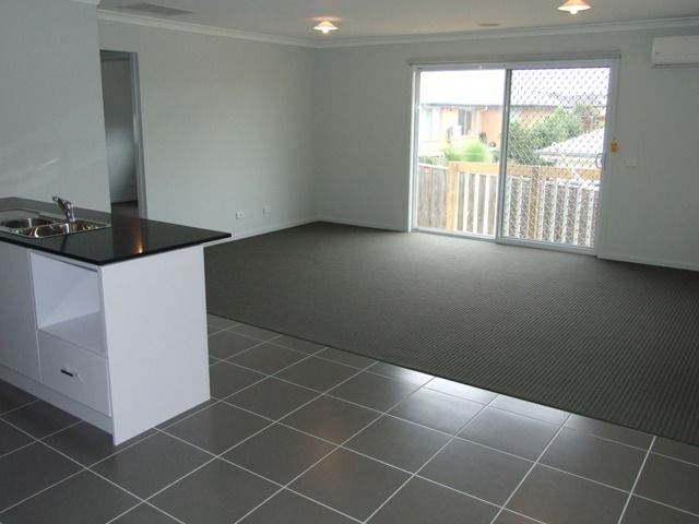 4 Wonga Lane, Cowes, VIC 3922