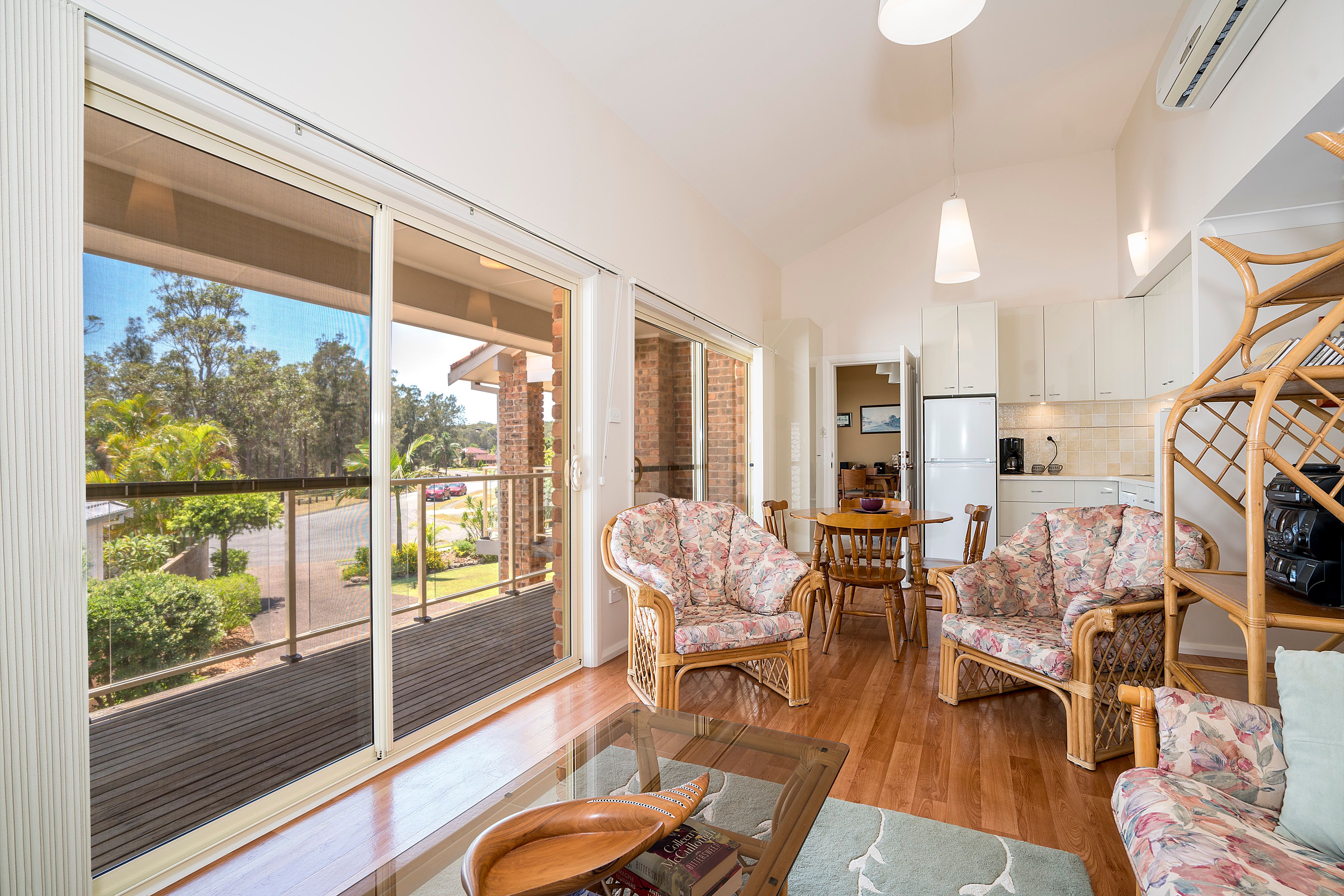 Flat 1, 3 Aloha Close, Bonnells Bay, NSW 2264