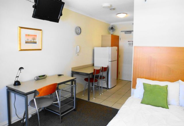 1002/188 Shafston Avenue, Kangaroo Point, QLD 4169