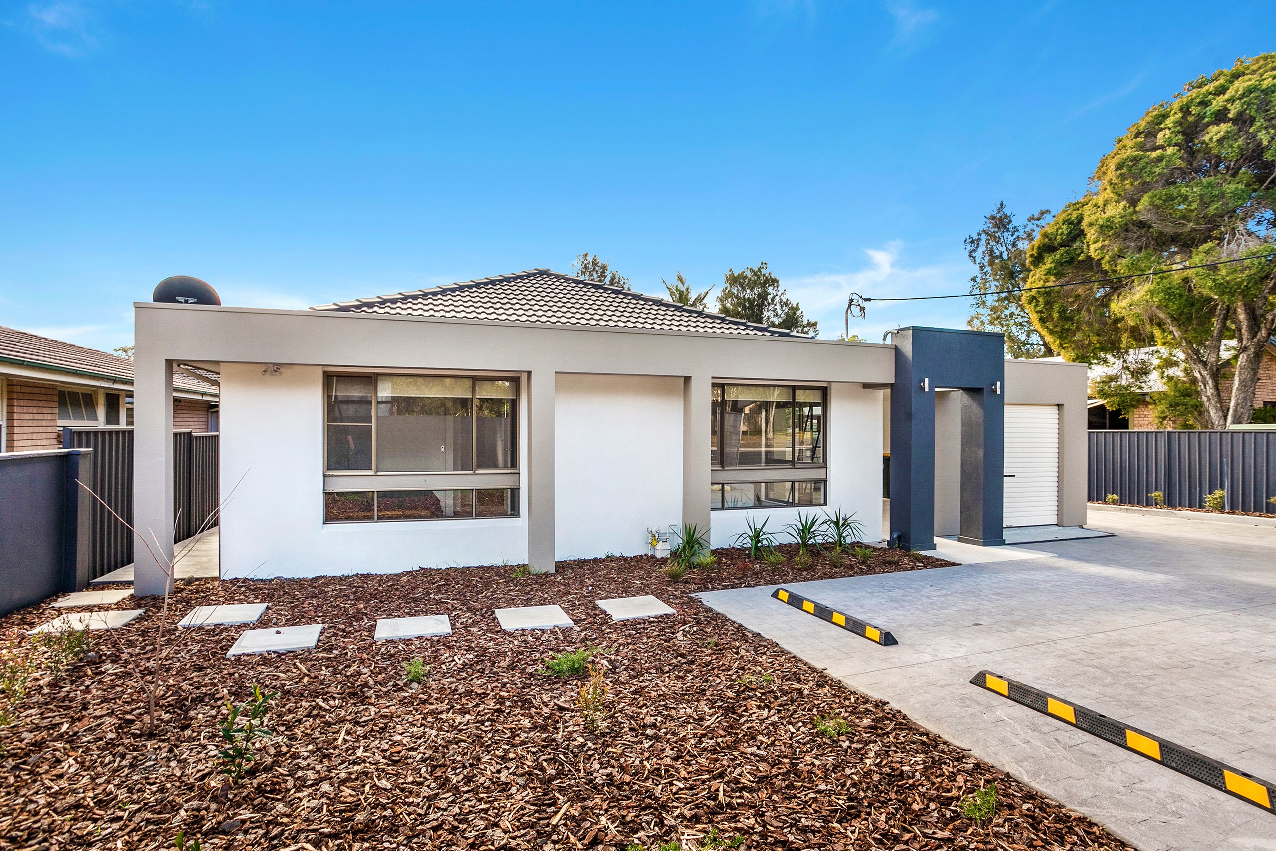 1/301 Princes Highway, Albion Park Rail, NSW 2527