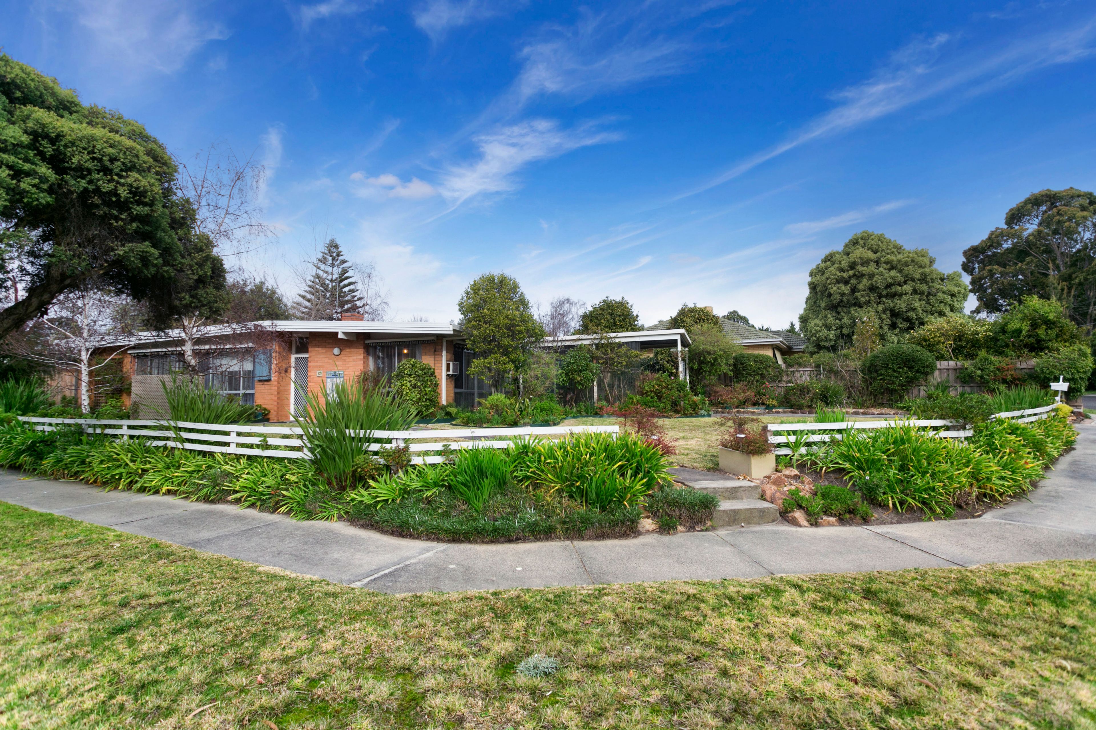 10 Helvetia Court, Frankston, VIC 3199