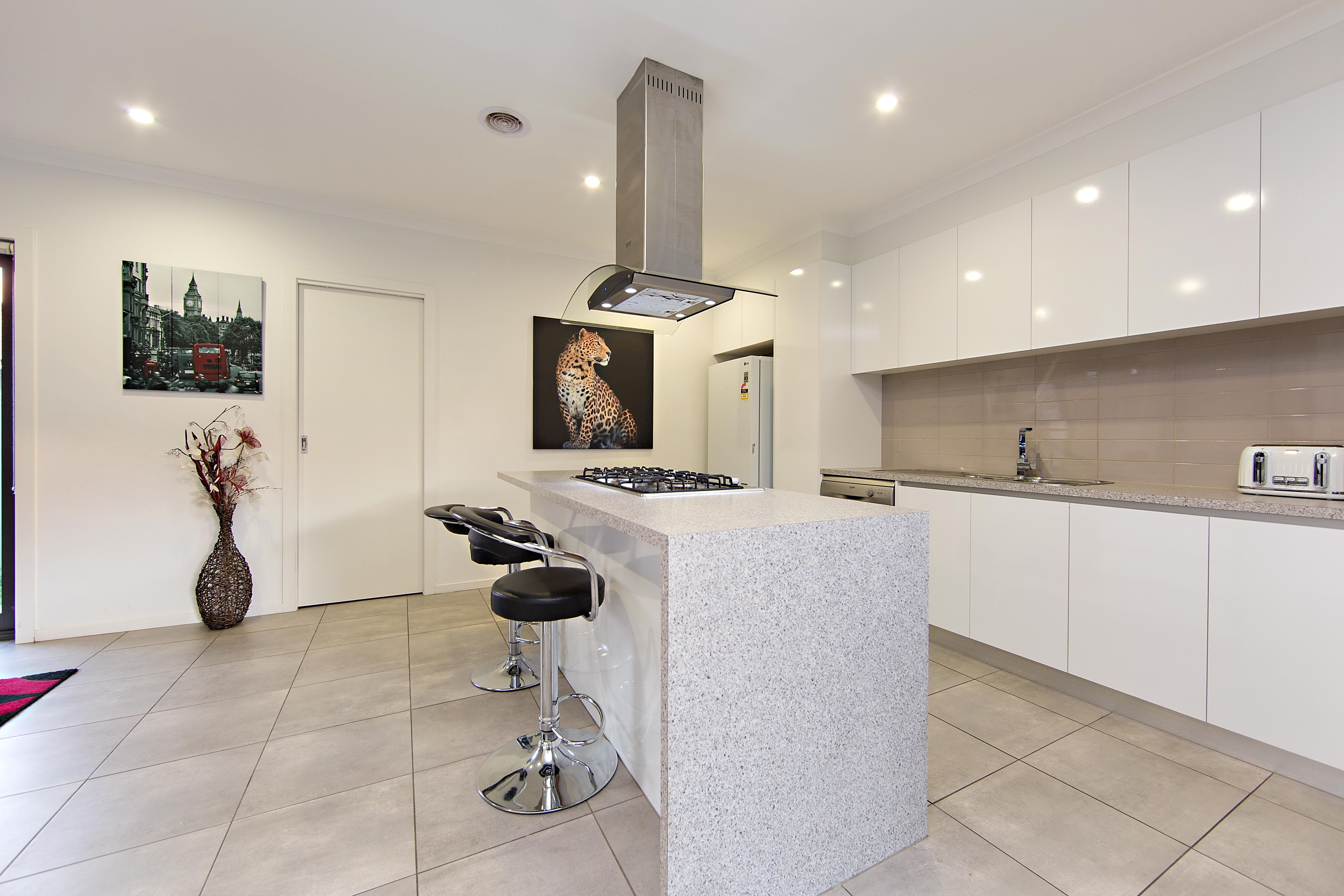 2/8 Manna Court, Frankston North, VIC 3200