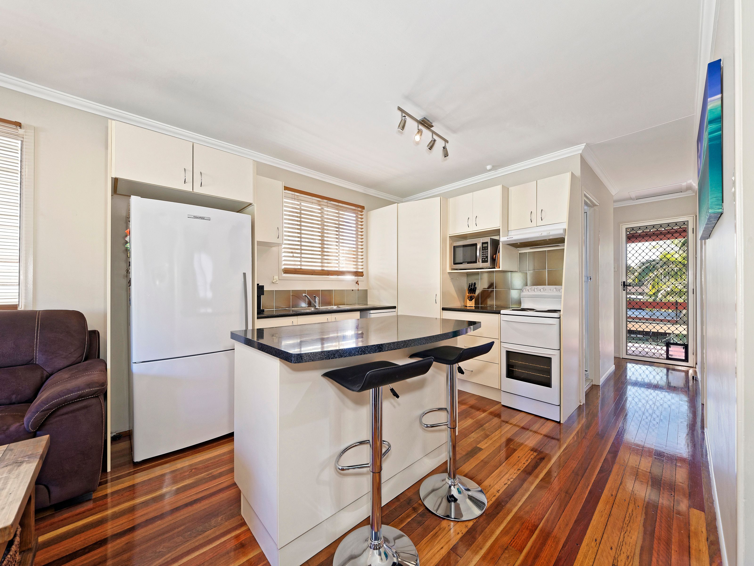 24 Henzell Street, Kippa-Ring, QLD 4021